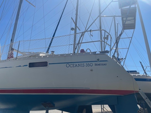 1987 Beneteau Oceanis 350 for sale (photo 10)
