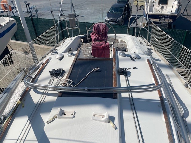 1987 Beneteau Oceanis 350 for sale (photo 18)