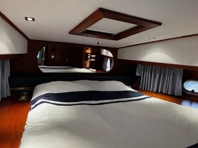 1989 Neptunus 138 sedan zu verkaufen (photo 22)