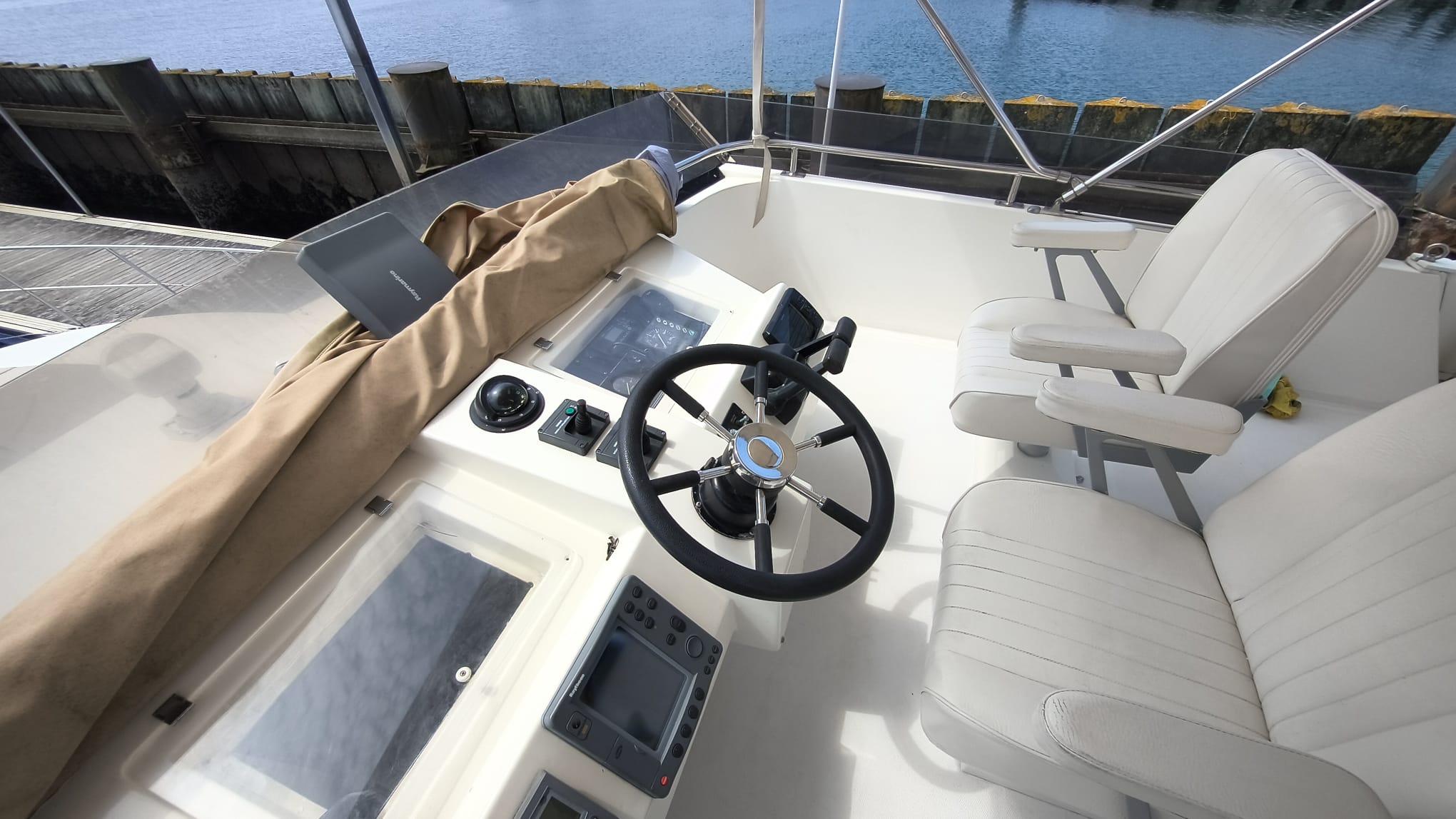 1989 Neptunus 138 sedan zu verkaufen (photo 26)