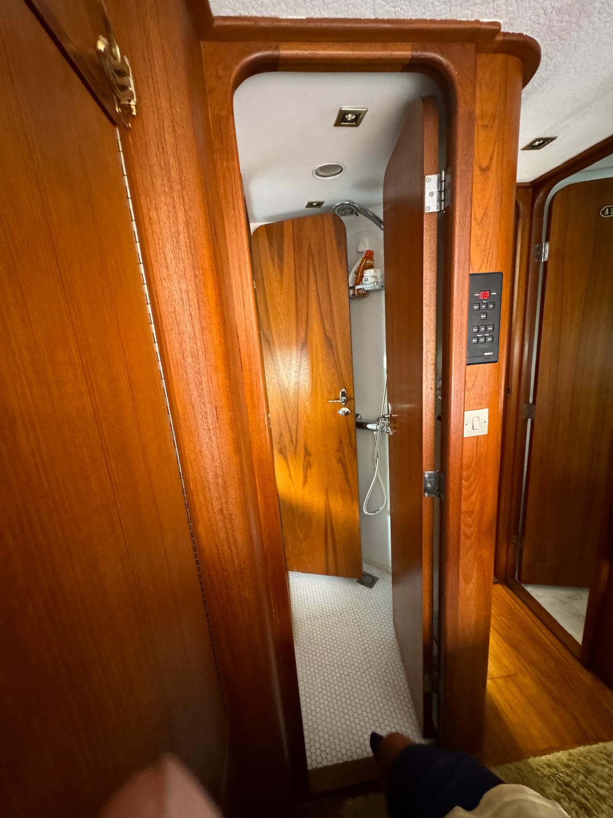 1989 Neptunus 138 sedan zu verkaufen (photo 28)