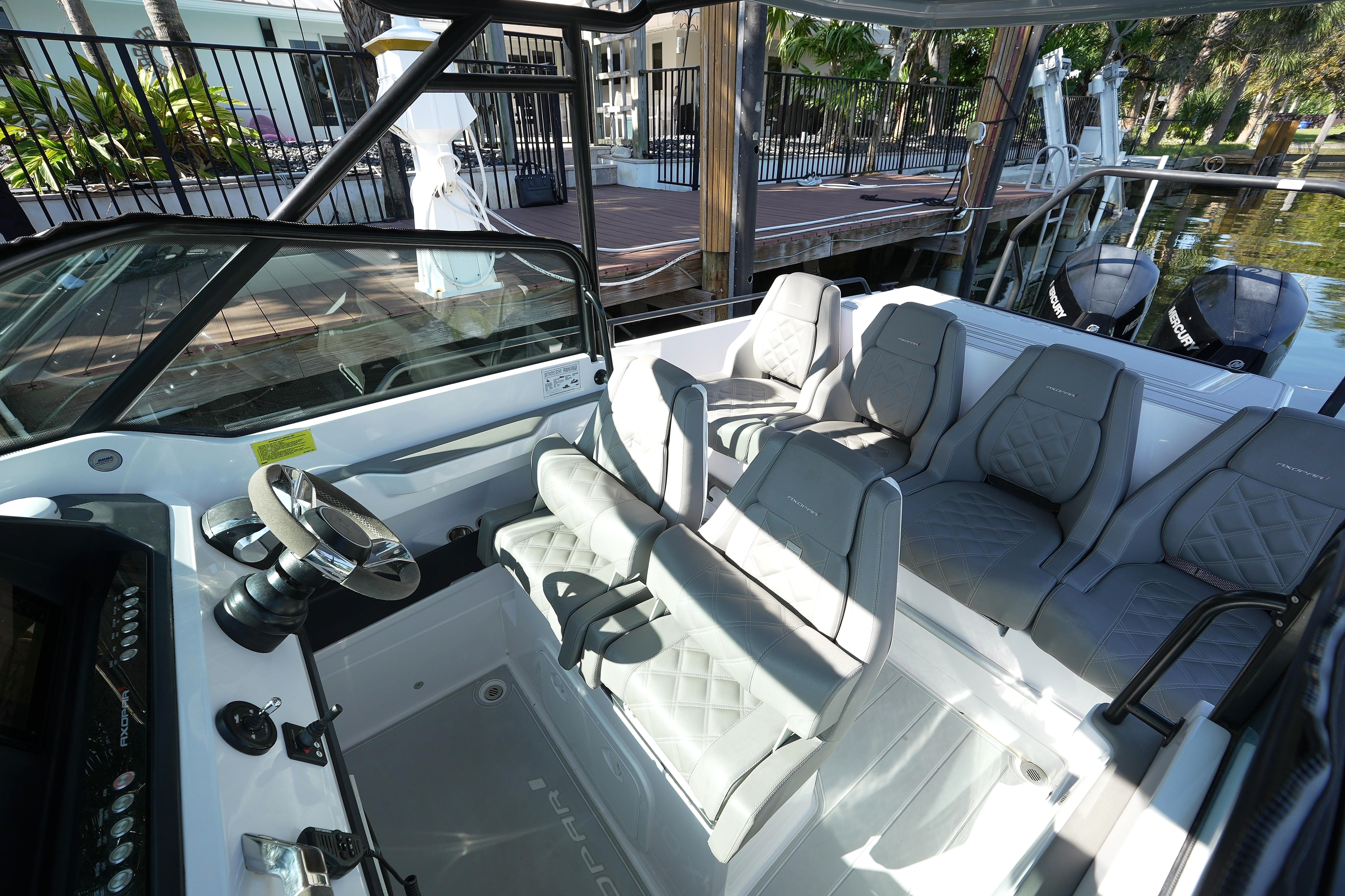 2021 Axopar 28 T-top en venta (photo 22)