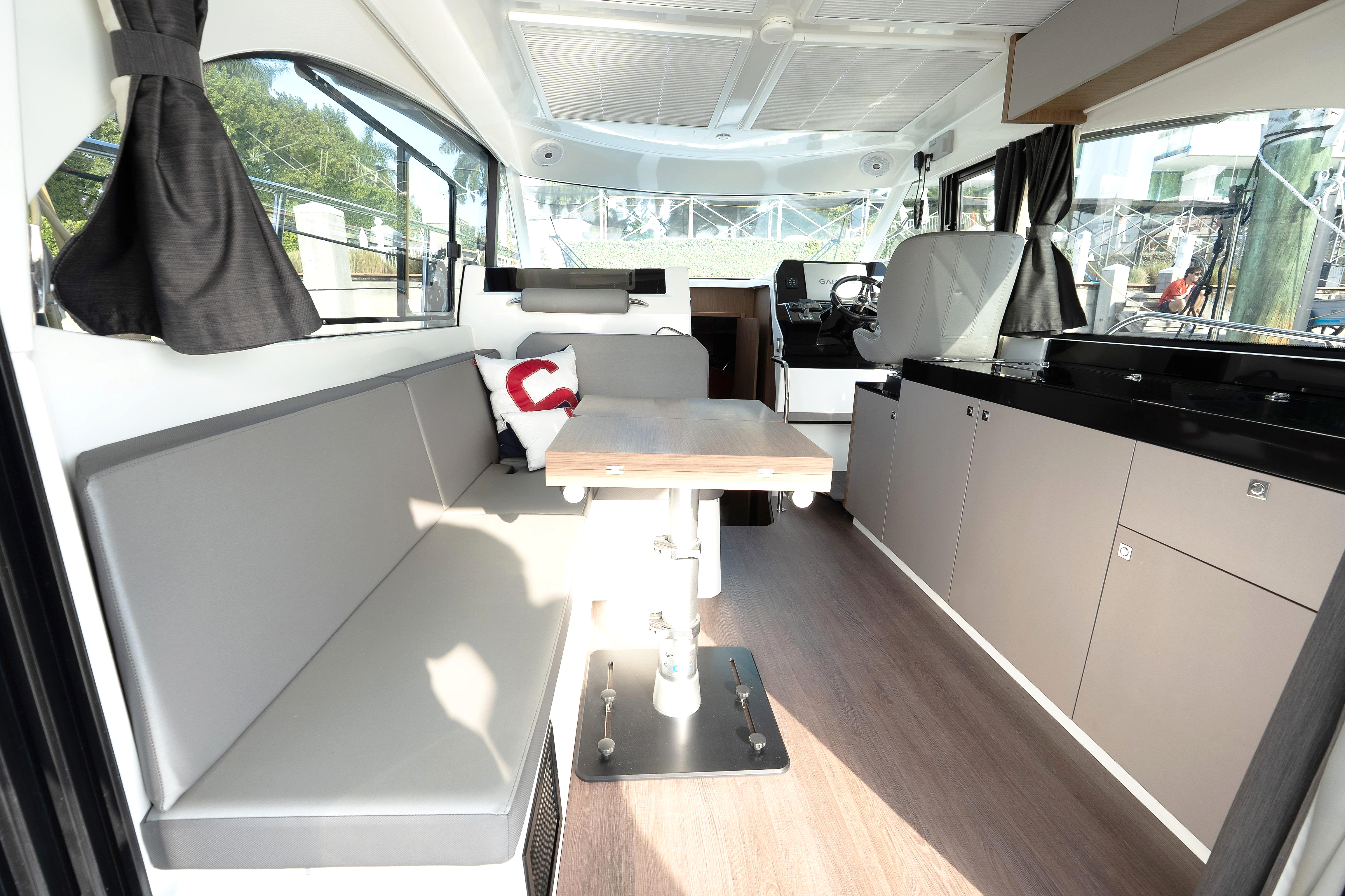 2022 Beneteau Antares 11 Coupe zu verkaufen (photo 11)