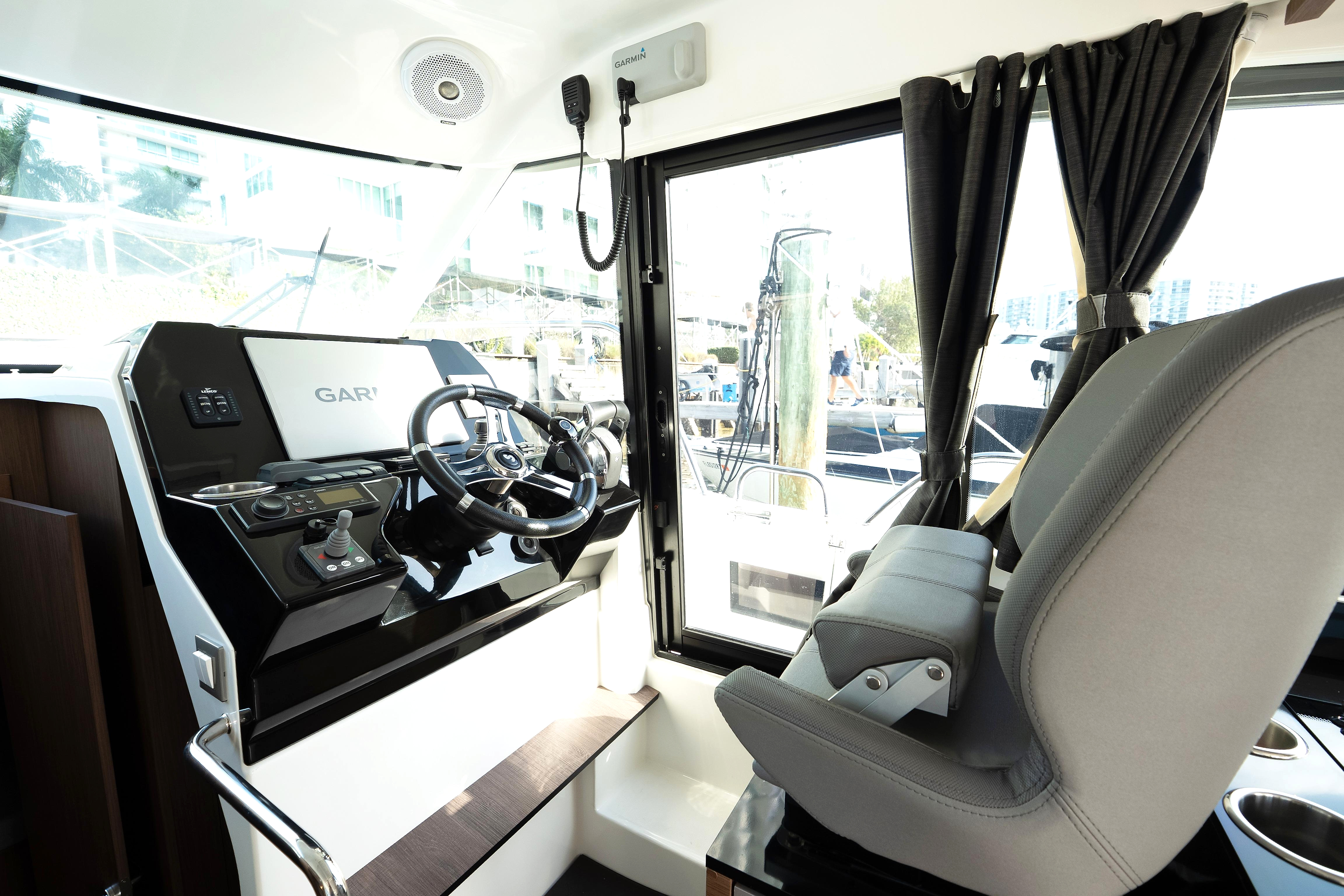 2022 Beneteau Antares 11 Coupe zu verkaufen (photo 16)