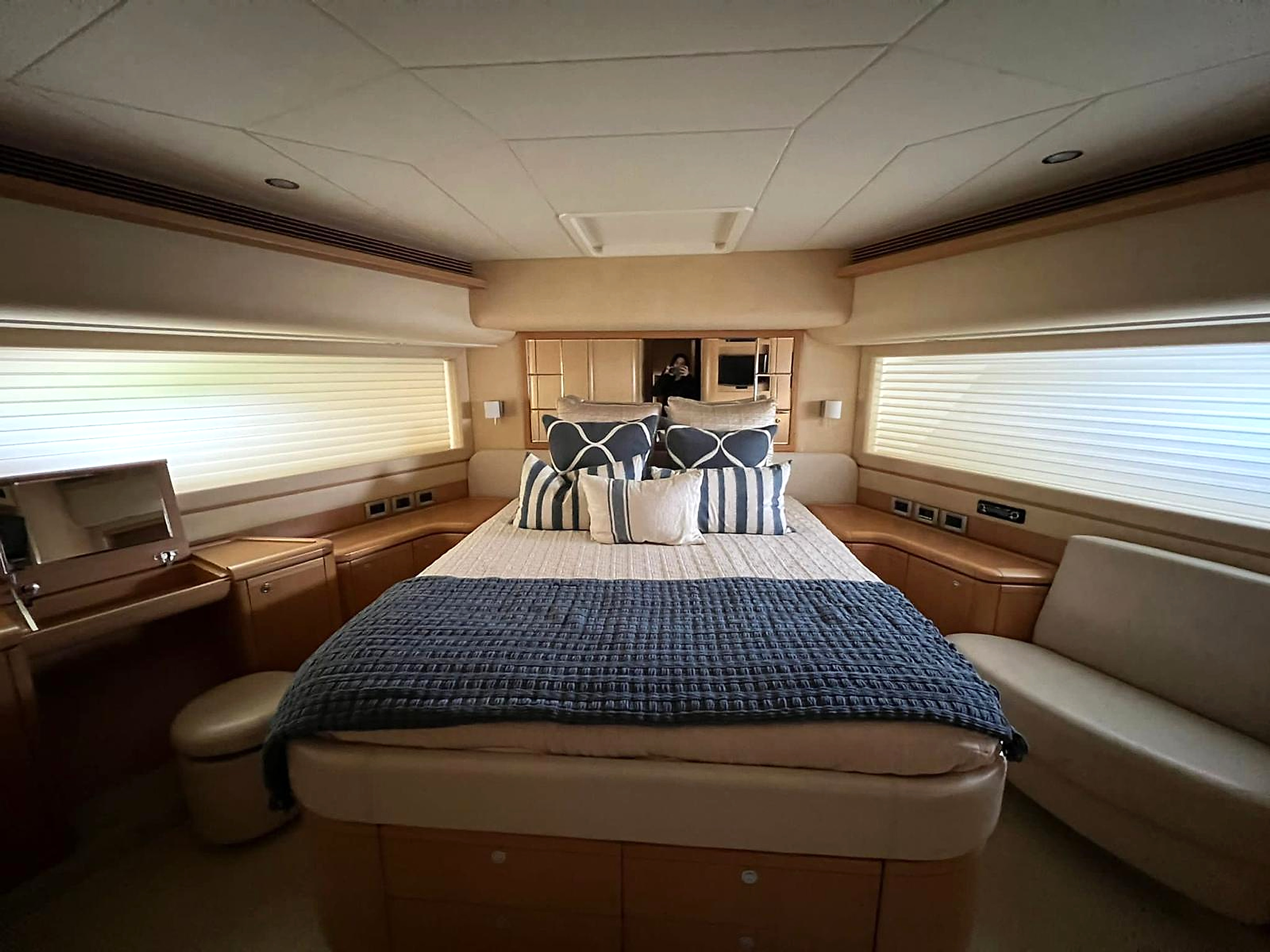 2010 Ferretti 830 na sprzedaż (photo 11)