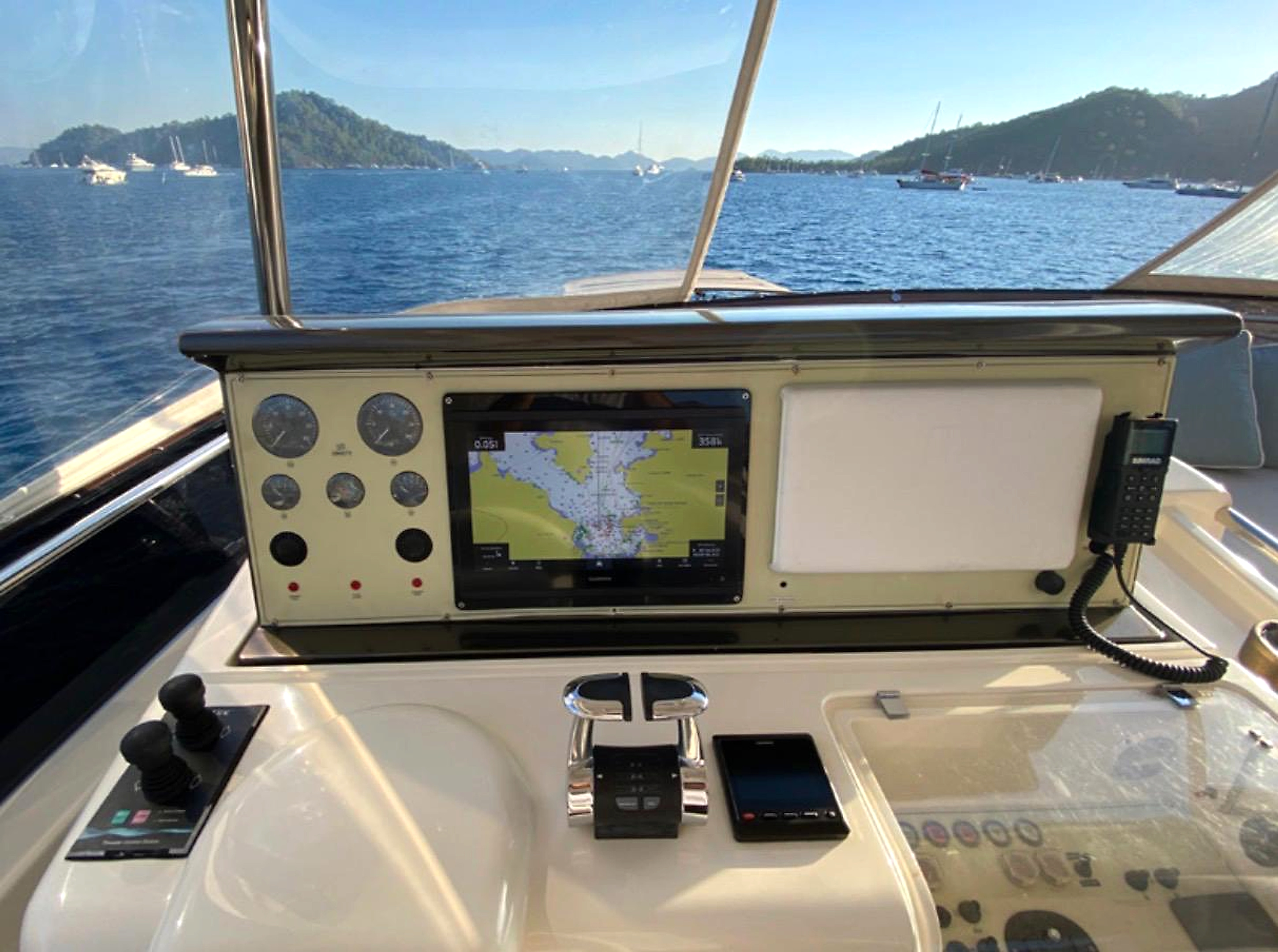 2010 Ferretti 830 na sprzedaż (photo 19)