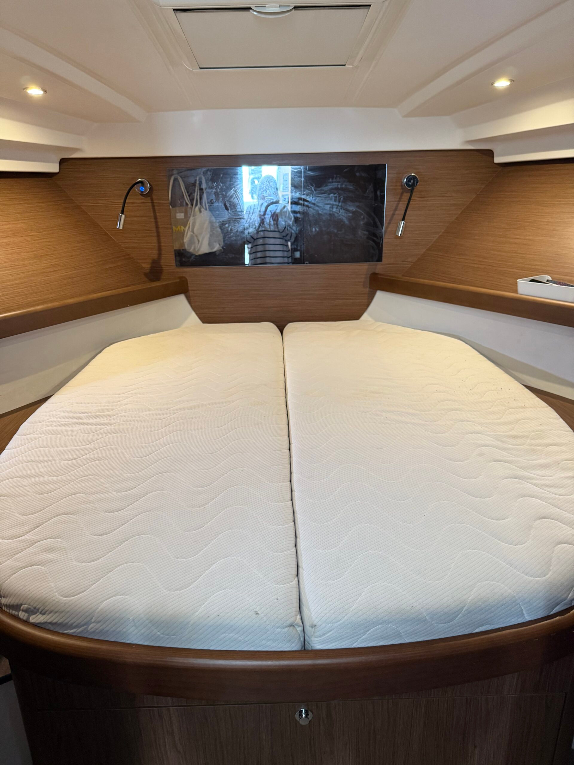 2016 BENETEAU ANTARES 36 for sale (photo 5)