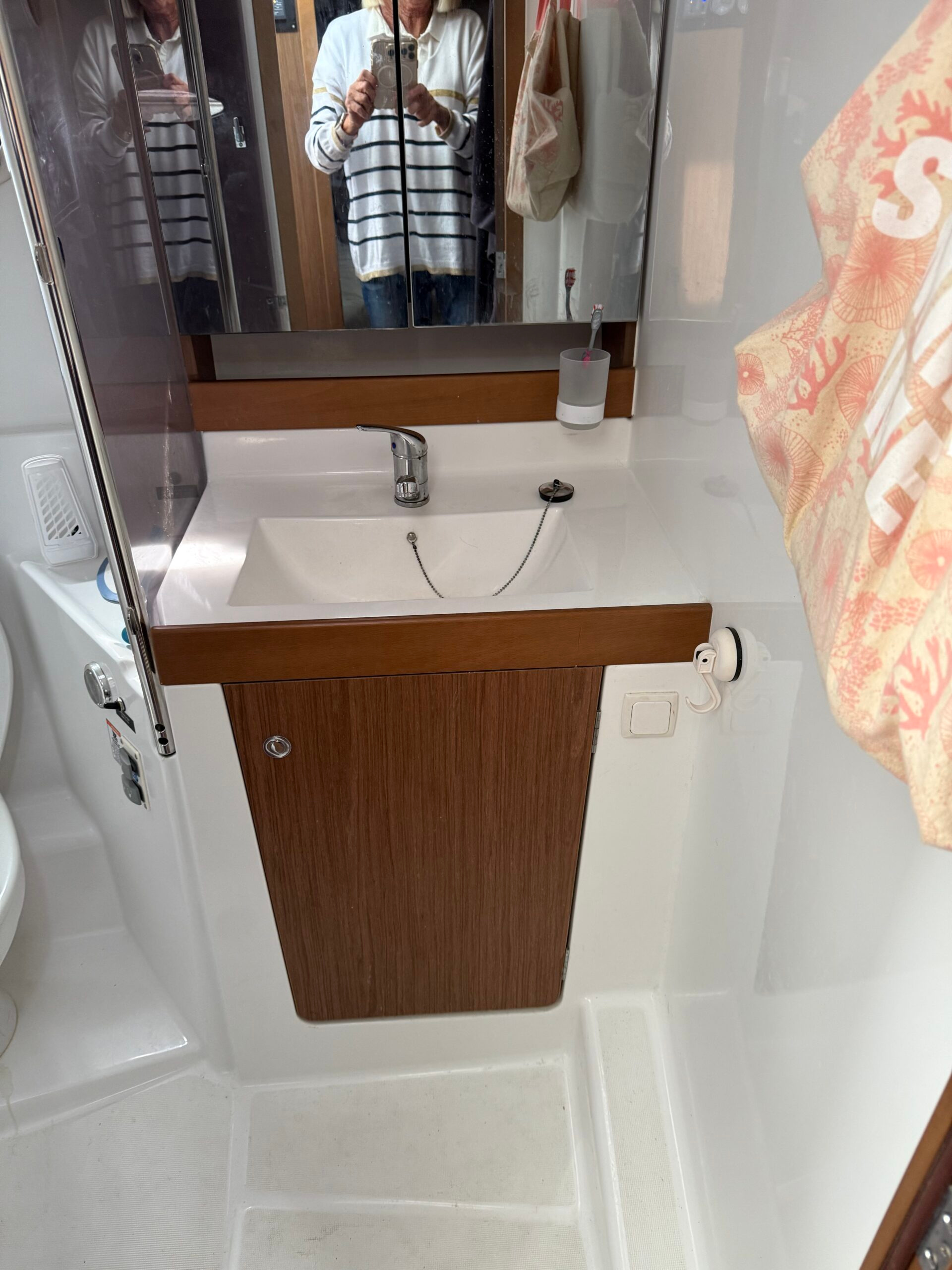 2016 BENETEAU ANTARES 36 for sale (photo 17)