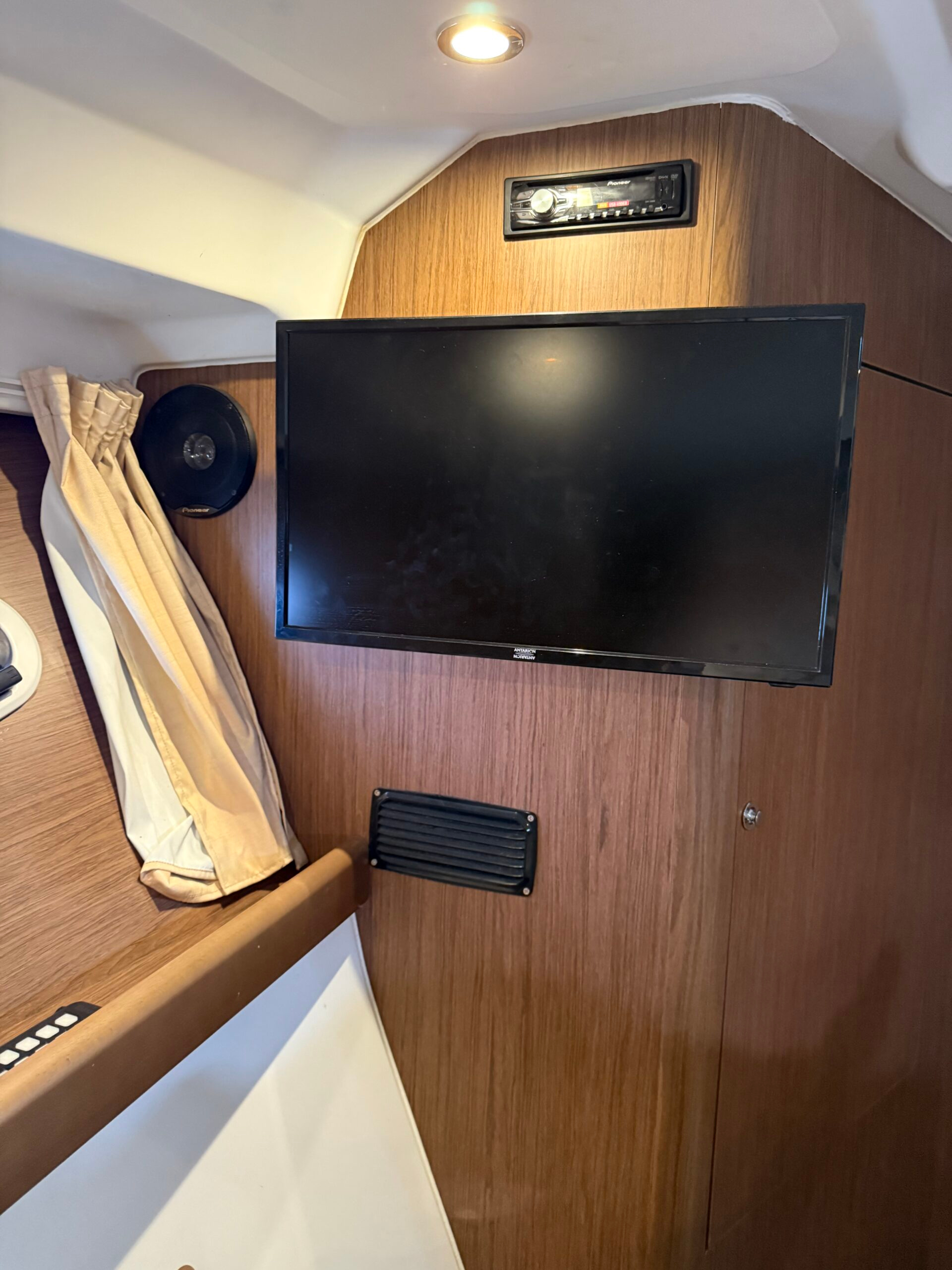 2016 BENETEAU ANTARES 36 for sale (photo 20)