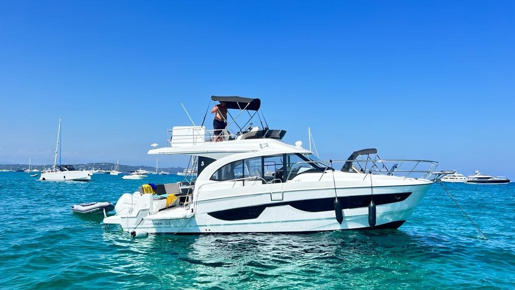 2023 BENETEAU ANTARES 11 FLY en venta (photo 2)
