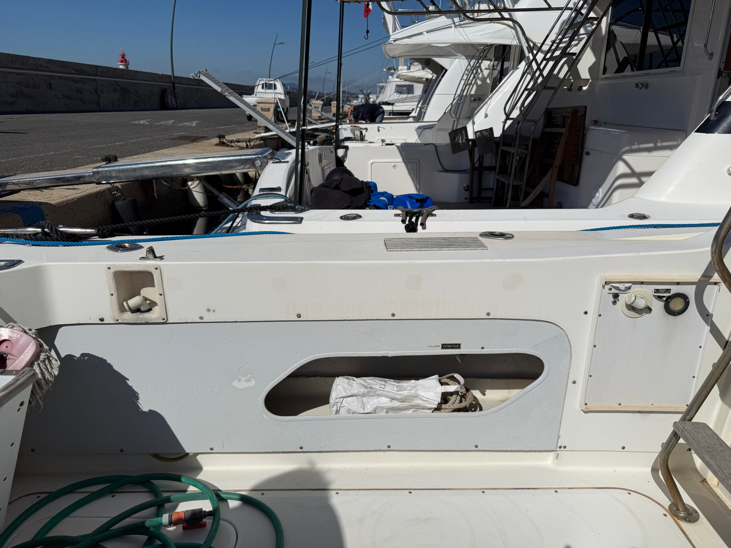 1986 BERTRAM SPORT FISHERMAN 33 en venta (photo 4)