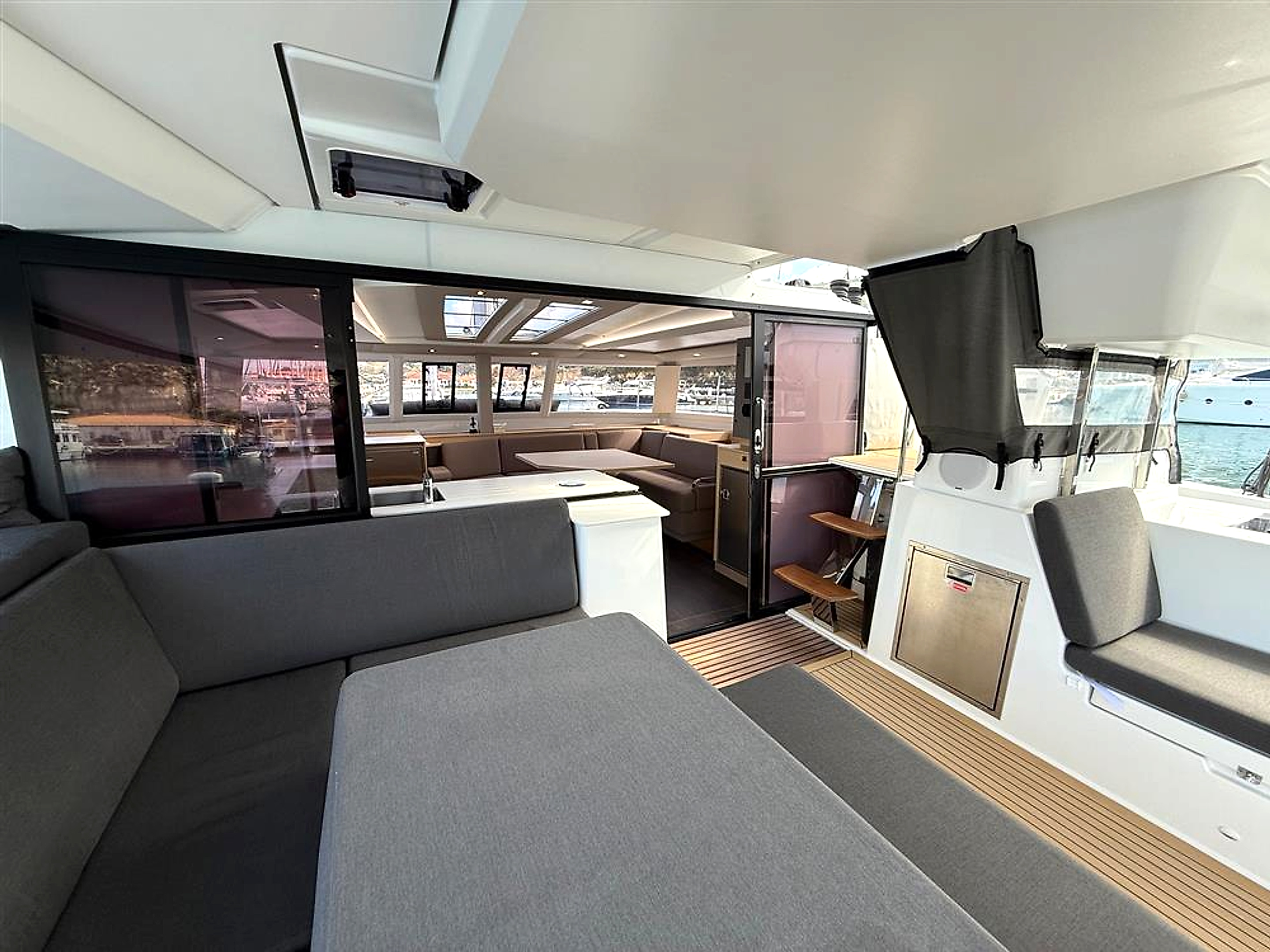 2025 Fountaine Pajot Tanna 47 for sale (photo 18)