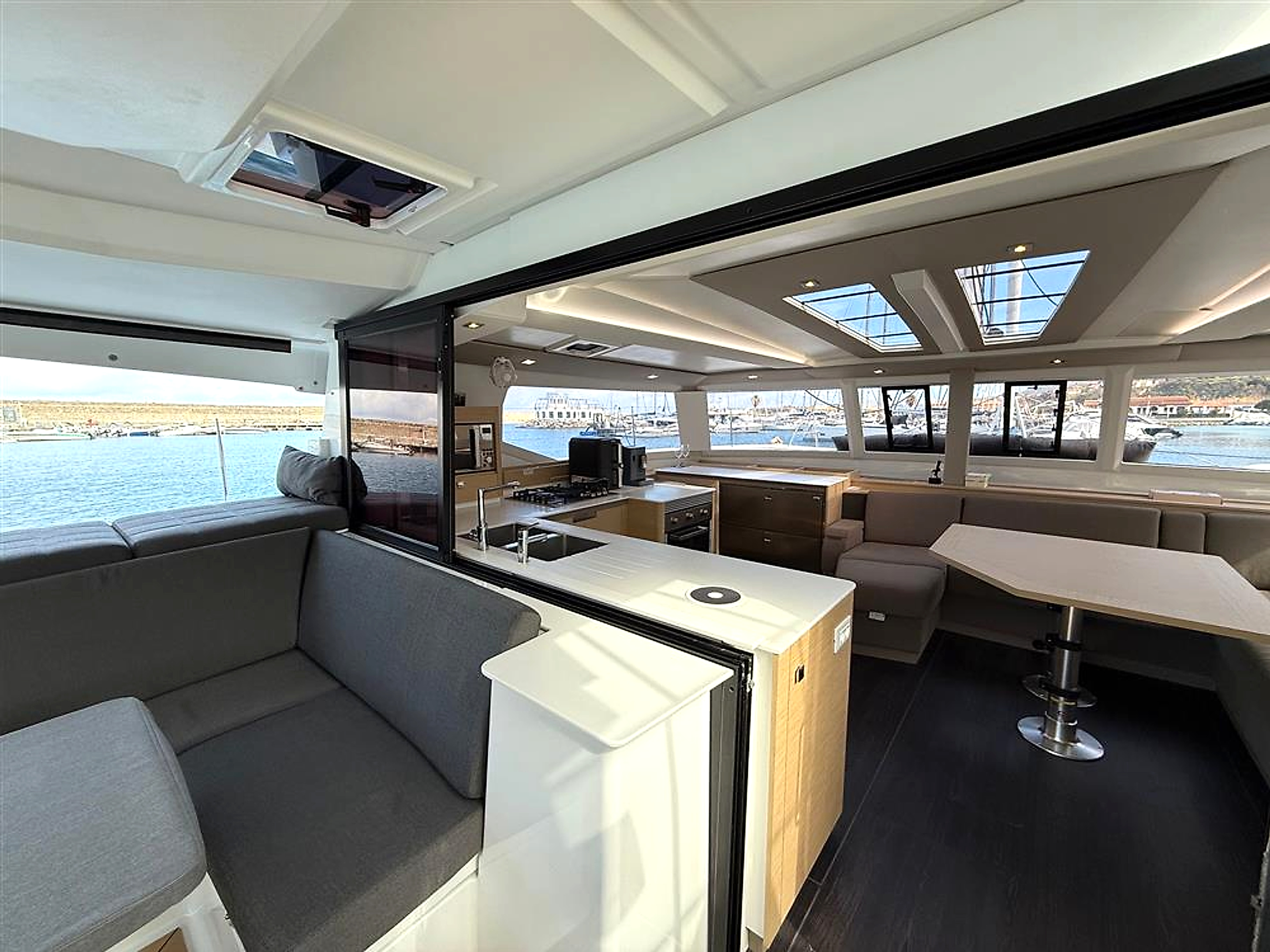 2025 Fountaine Pajot Tanna 47 for sale (photo 19)