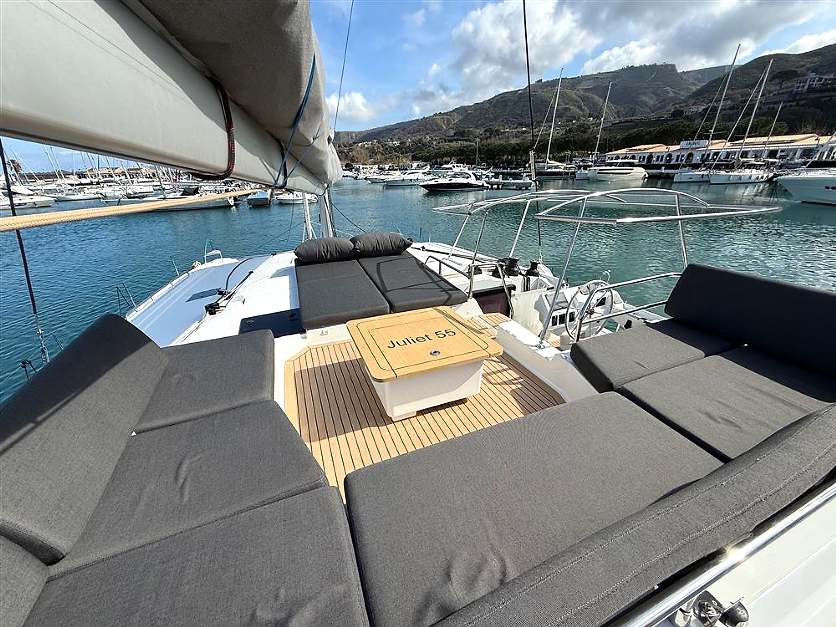 2025 Fountaine Pajot Tanna 47 for sale (photo 27)