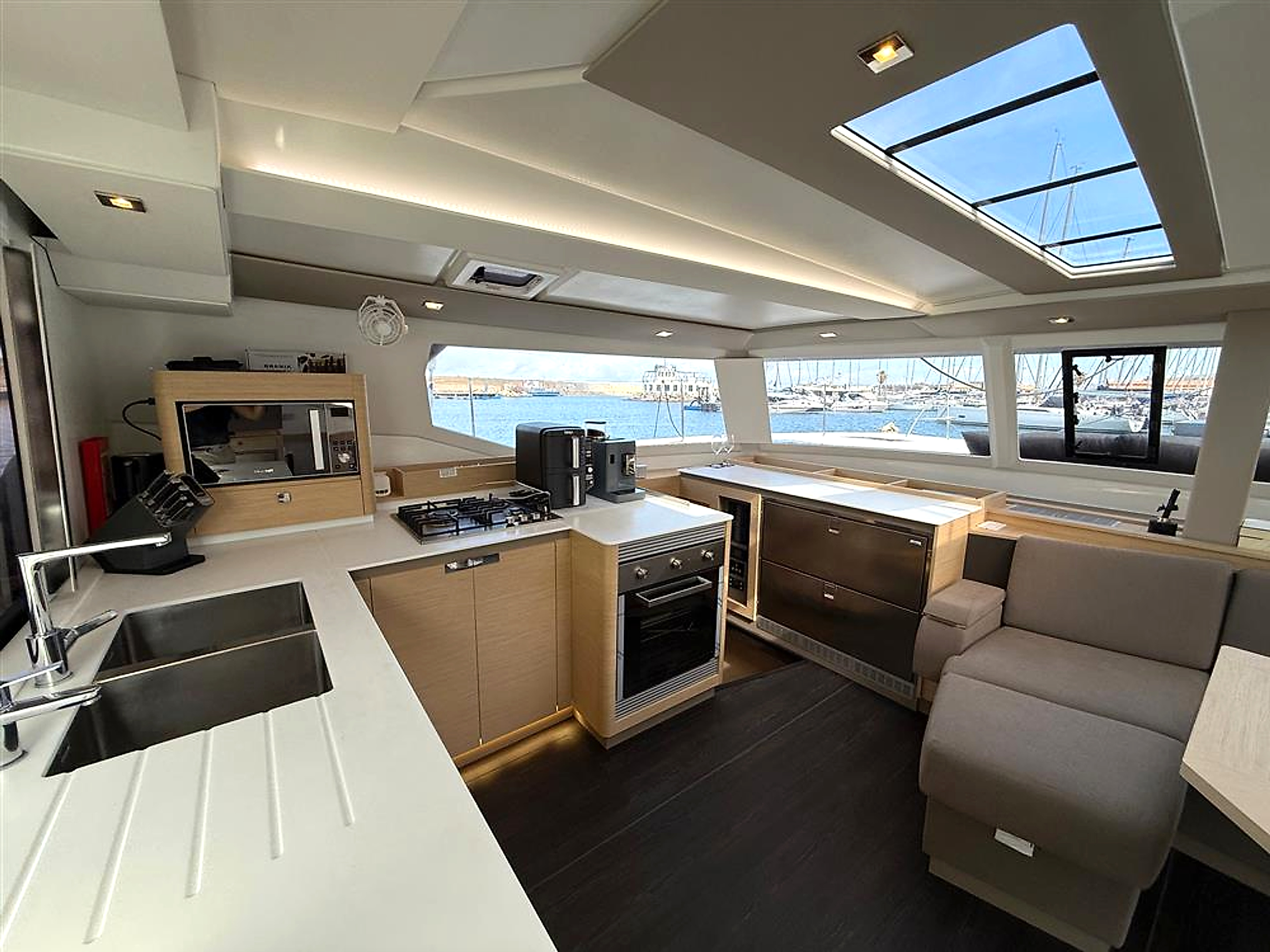2025 Fountaine Pajot Tanna 47 for sale (photo 38)
