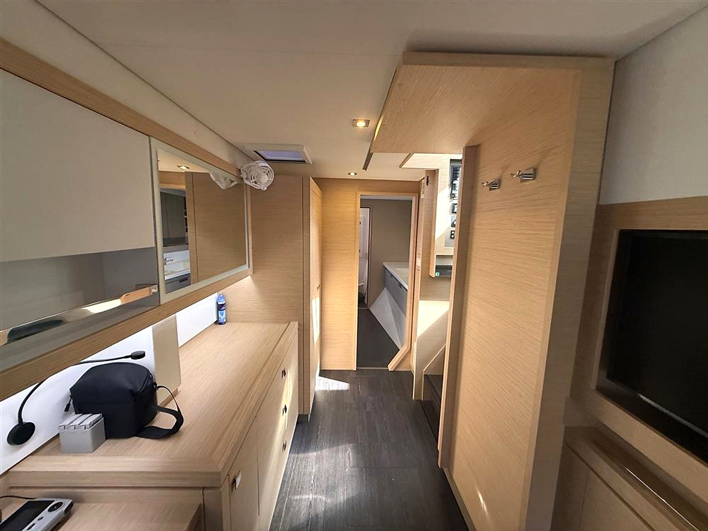 2025 Fountaine Pajot Tanna 47 for sale (photo 56)