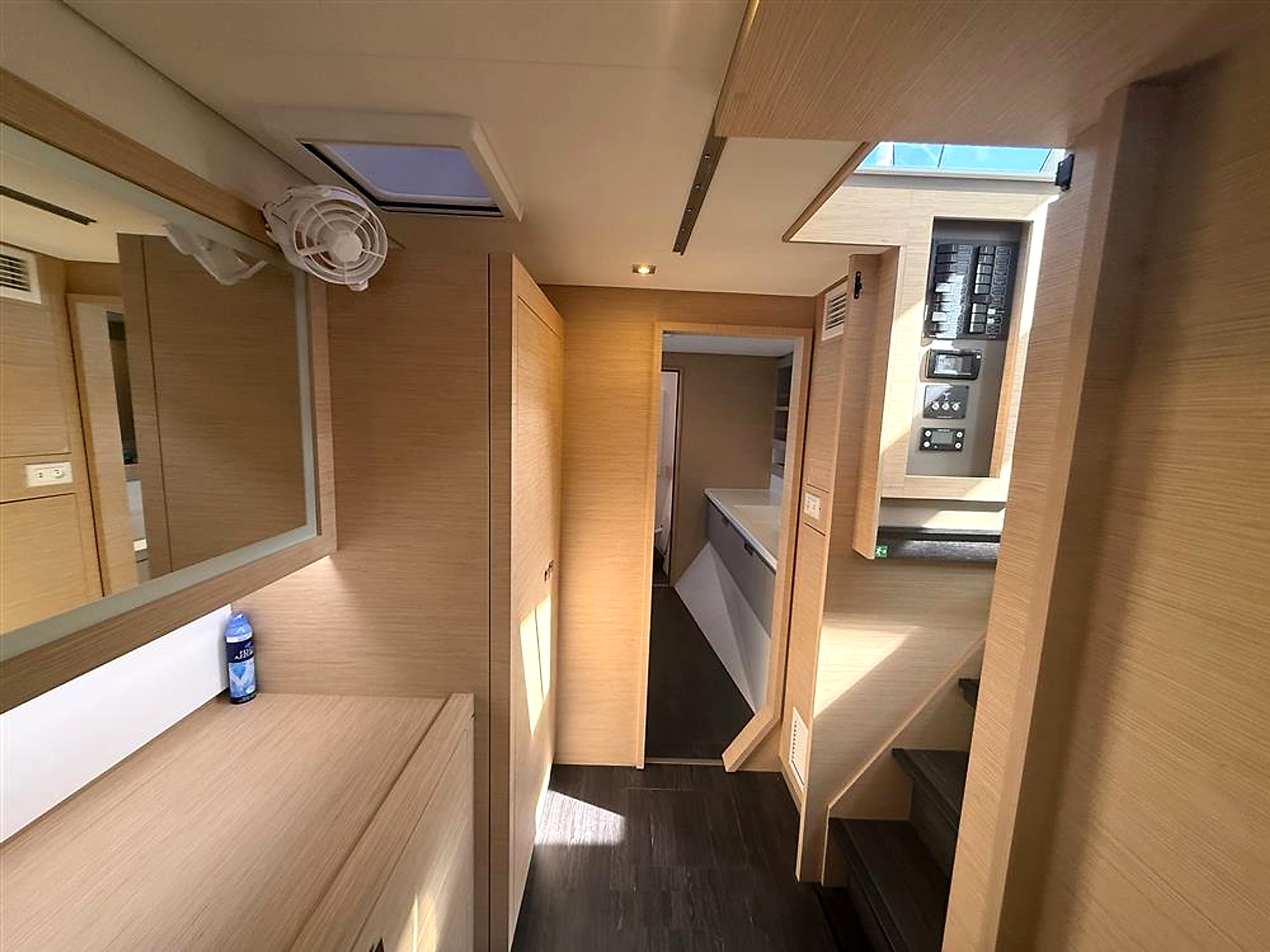 2025 Fountaine Pajot Tanna 47 for sale (photo 57)