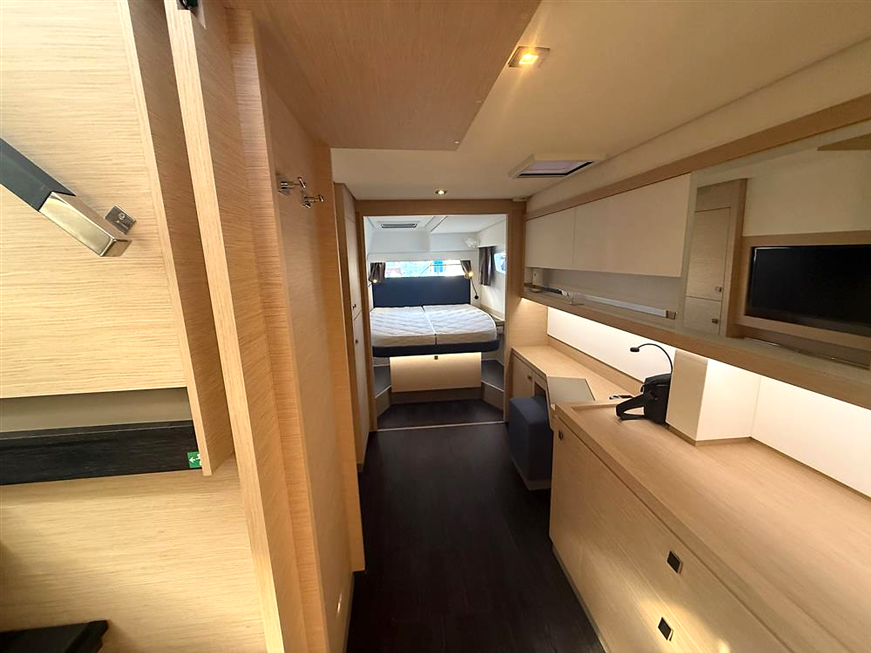 2025 Fountaine Pajot Tanna 47 for sale (photo 66)