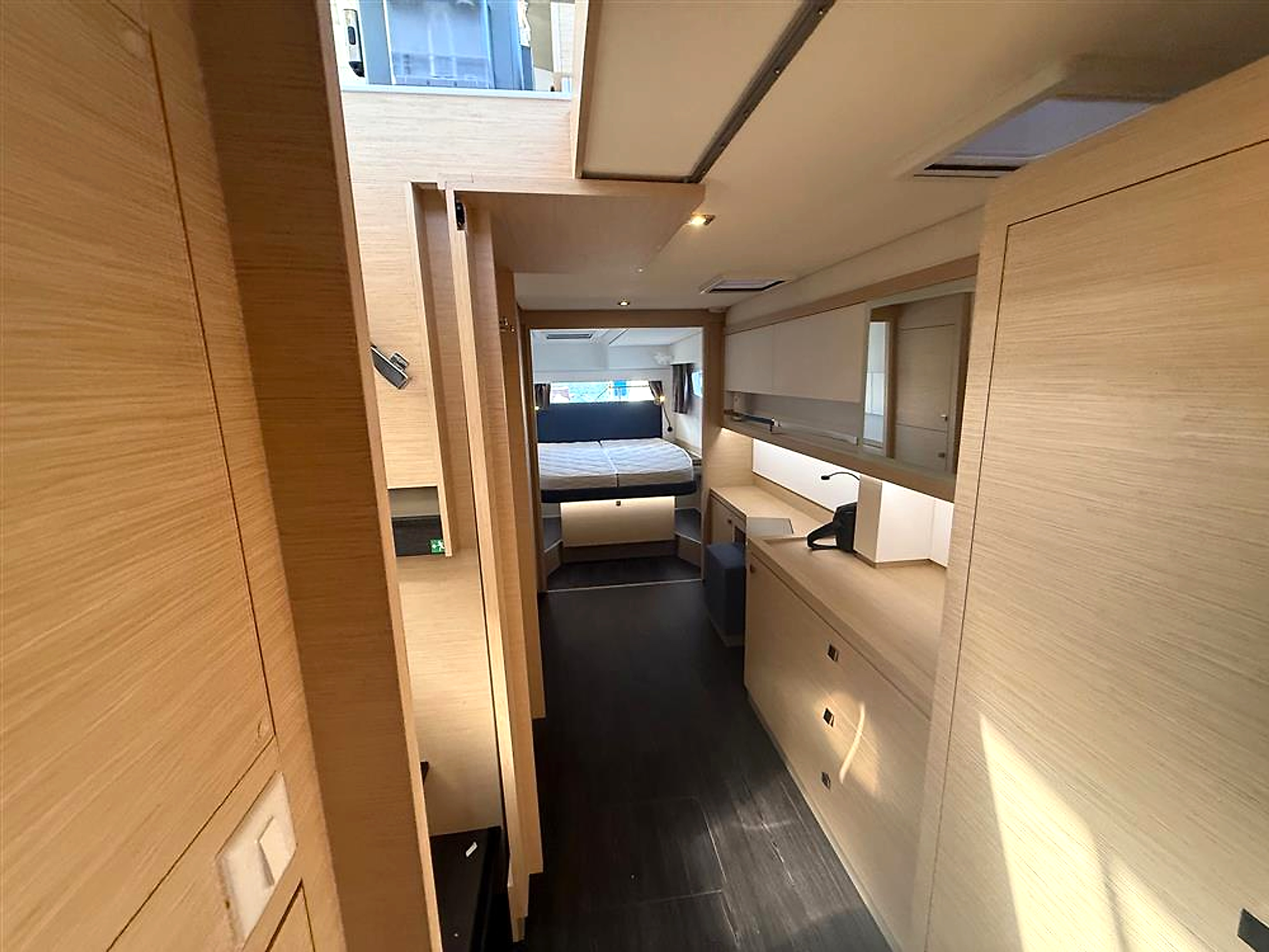 2025 Fountaine Pajot Tanna 47 for sale (photo 67)