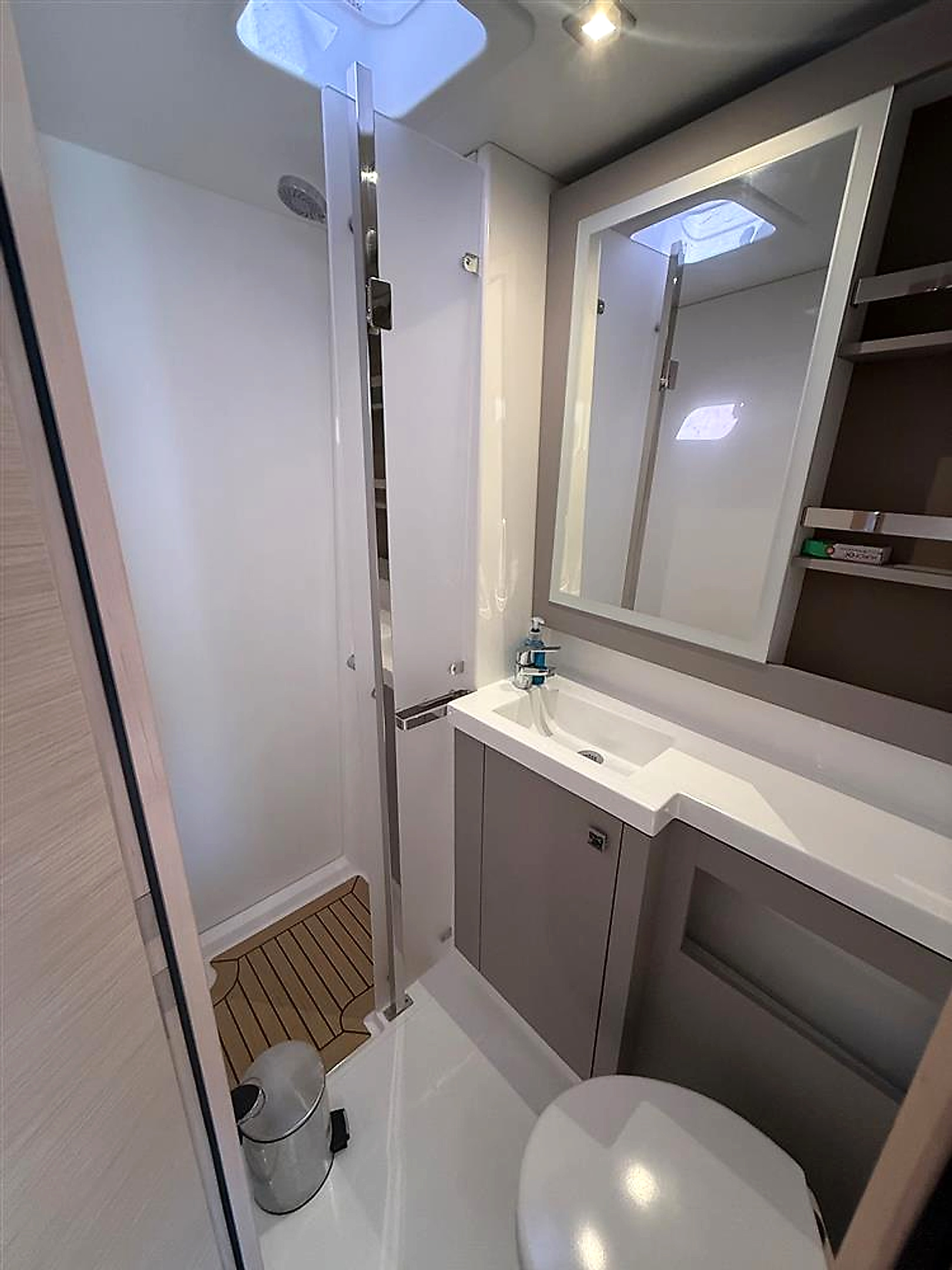 2025 Fountaine Pajot Tanna 47 for sale (photo 79)