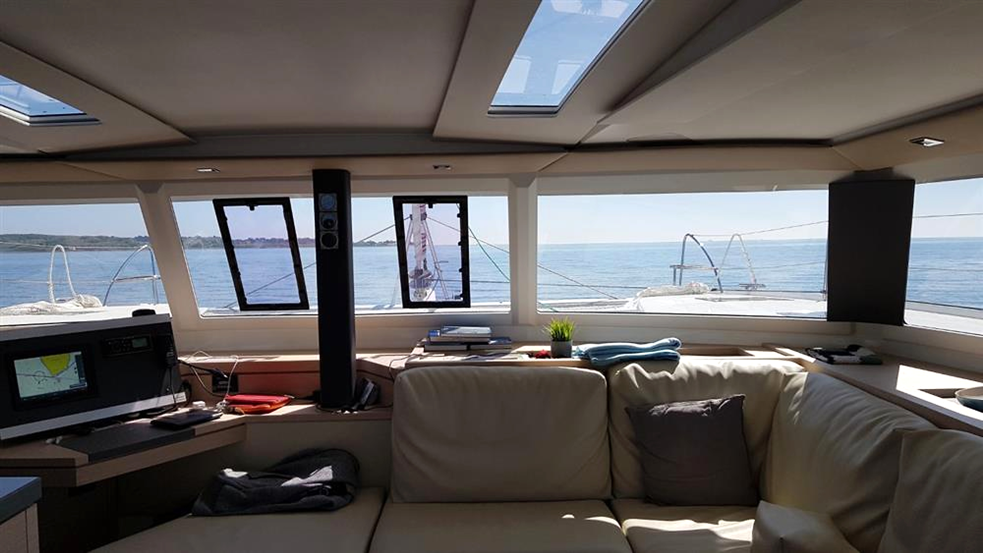 2019 Fountaine Pajot Saona 47 (maestro) for sale (photo 17)