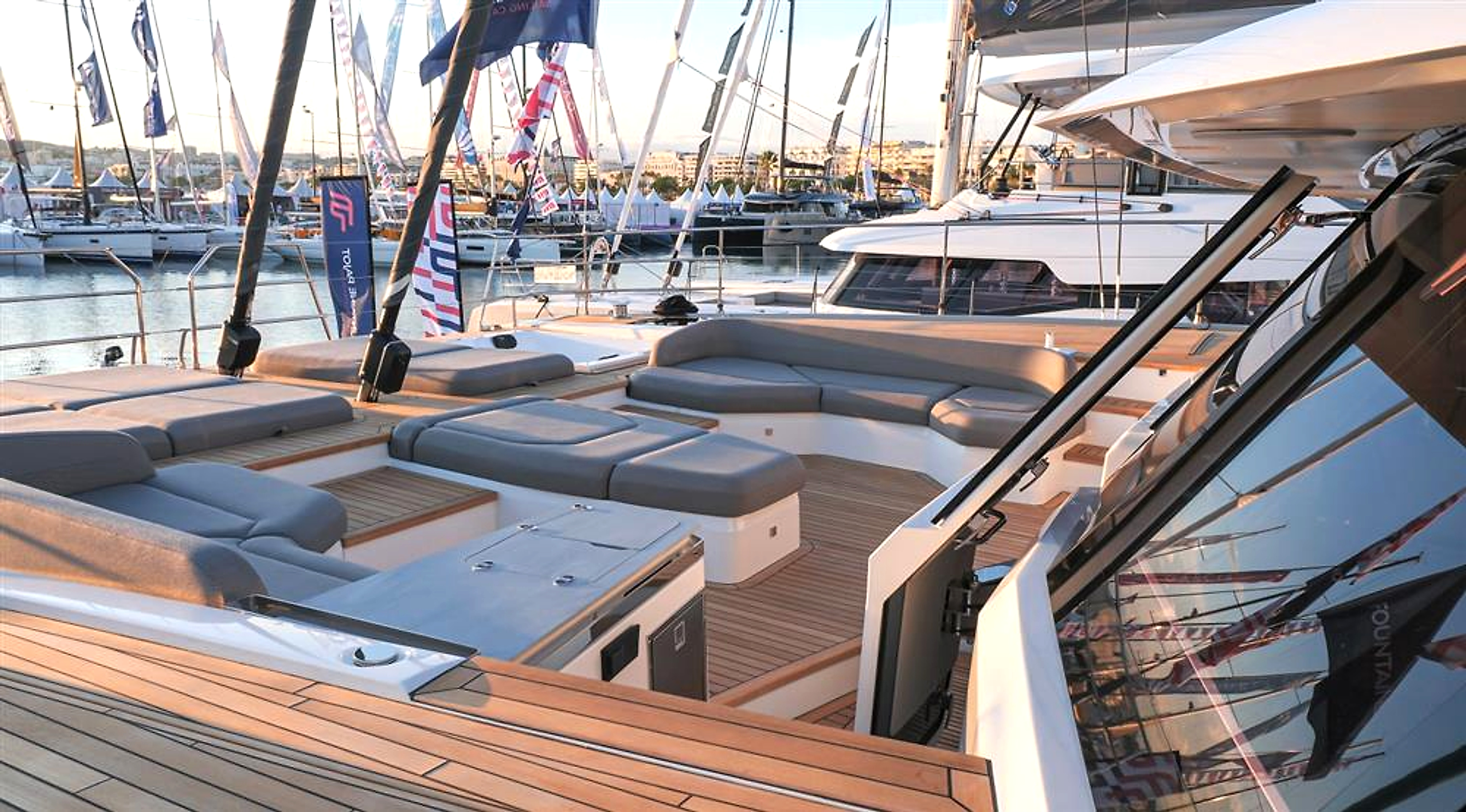 2026 Fountaine Pajot Thira 80 na sprzedaż (photo 11)