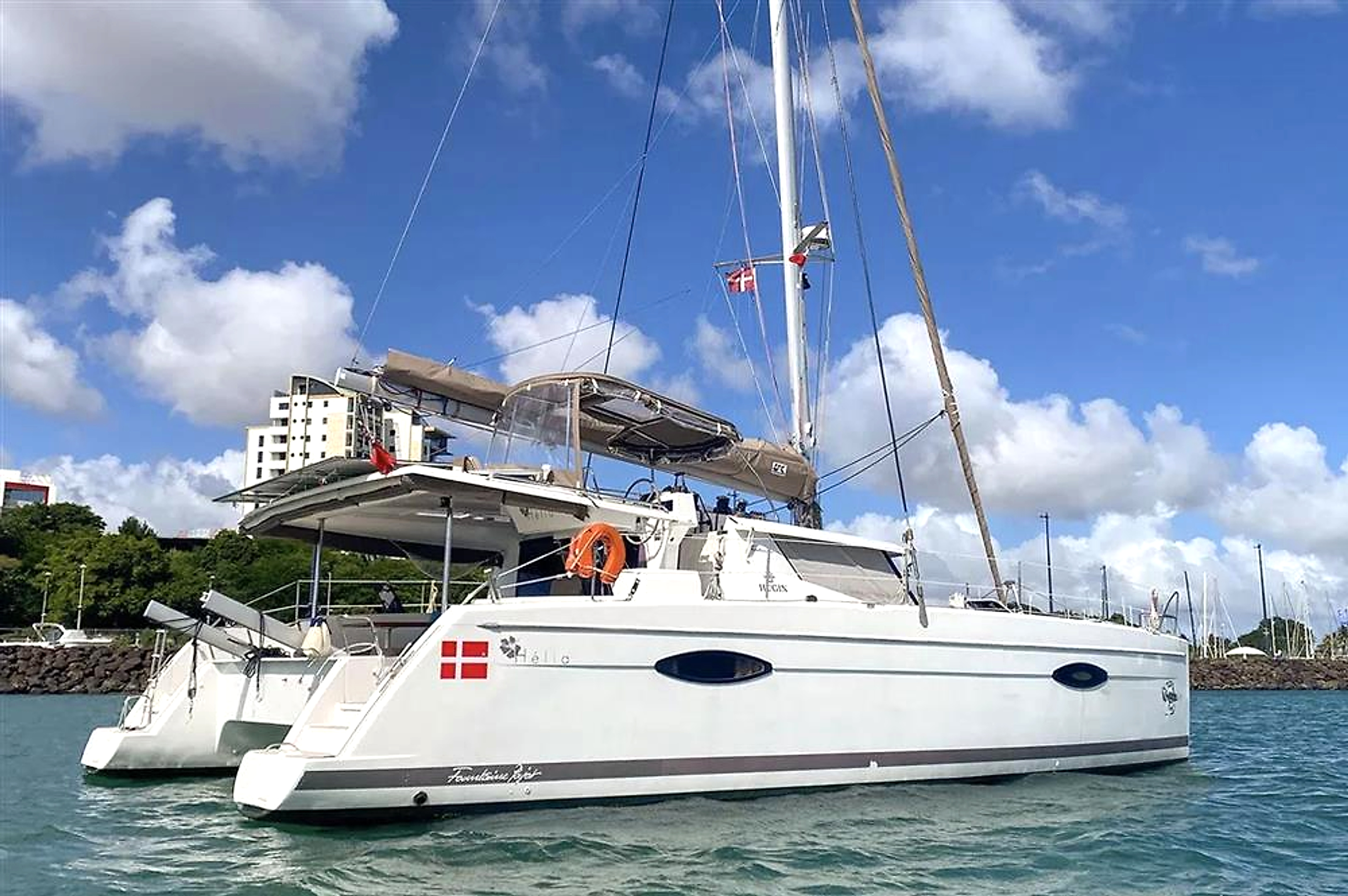 2014 Fountaine Pajot Helia 44 for sale (photo 2)