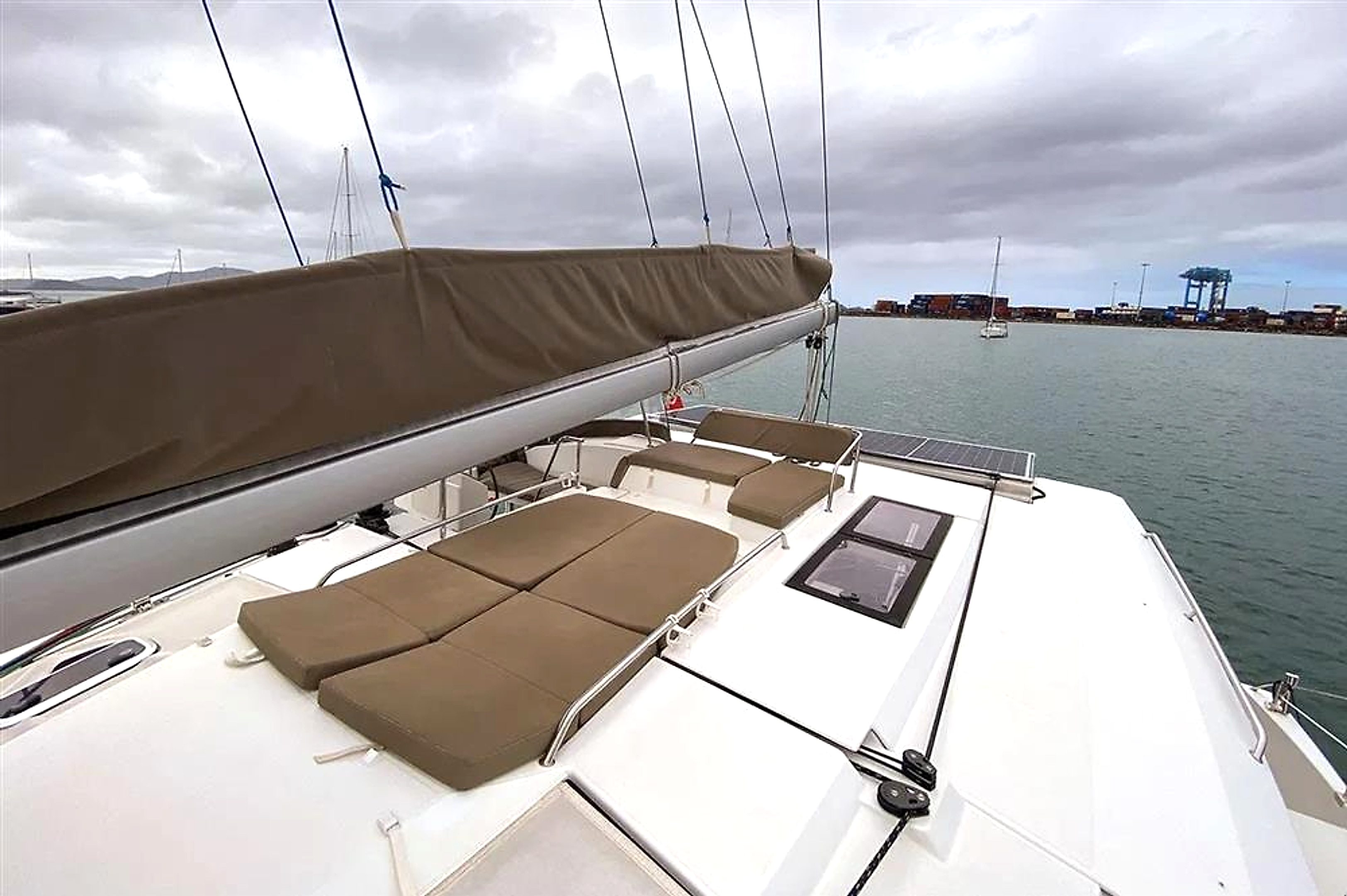 2014 Fountaine Pajot Helia 44 for sale (photo 11)