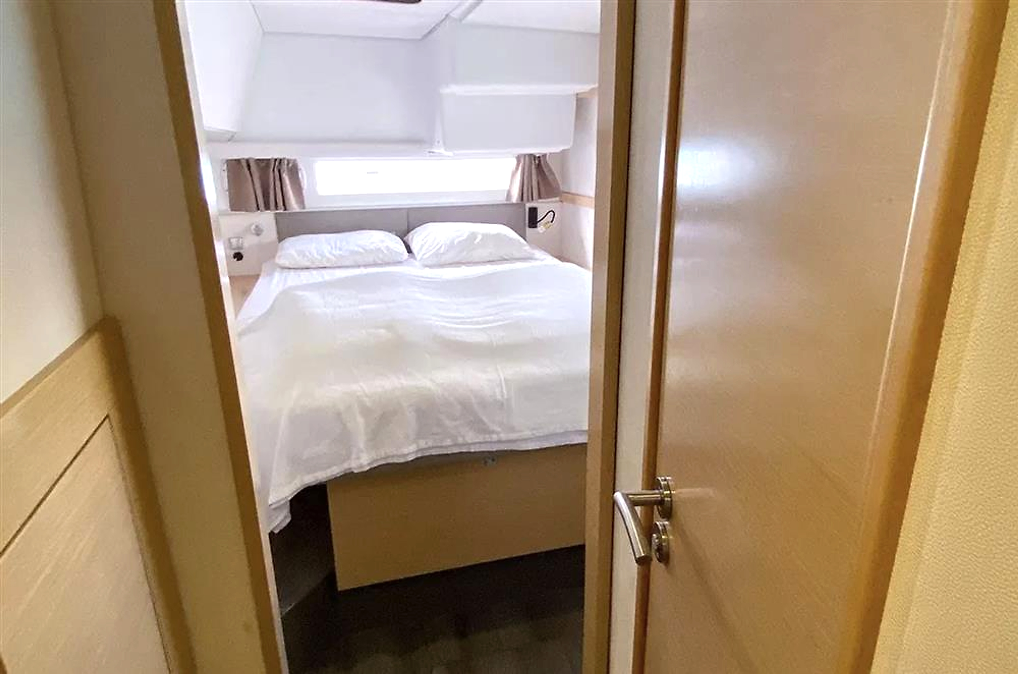 2014 Fountaine Pajot Helia 44 for sale (photo 27)