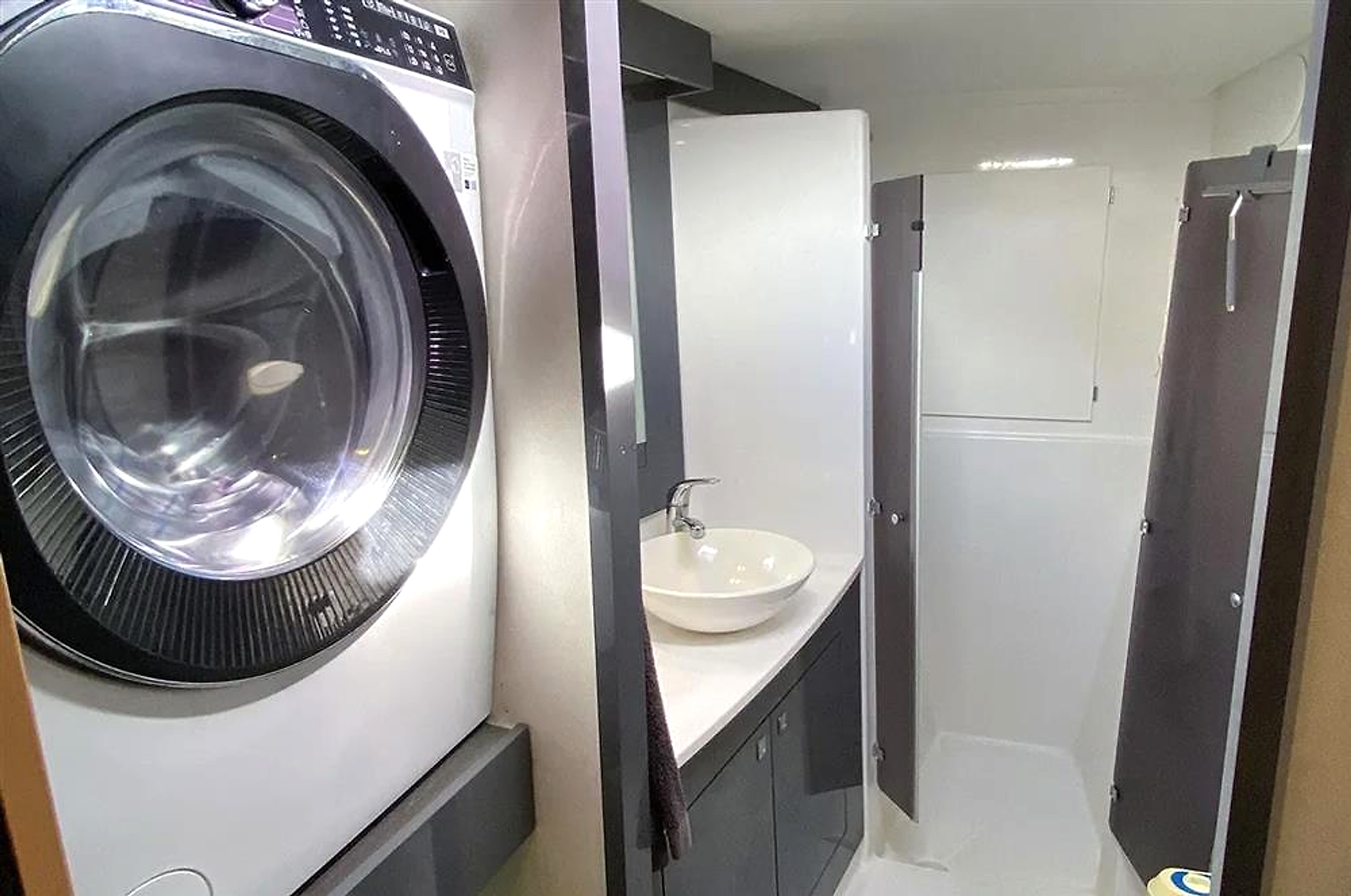 2014 Fountaine Pajot Helia 44 for sale (photo 29)