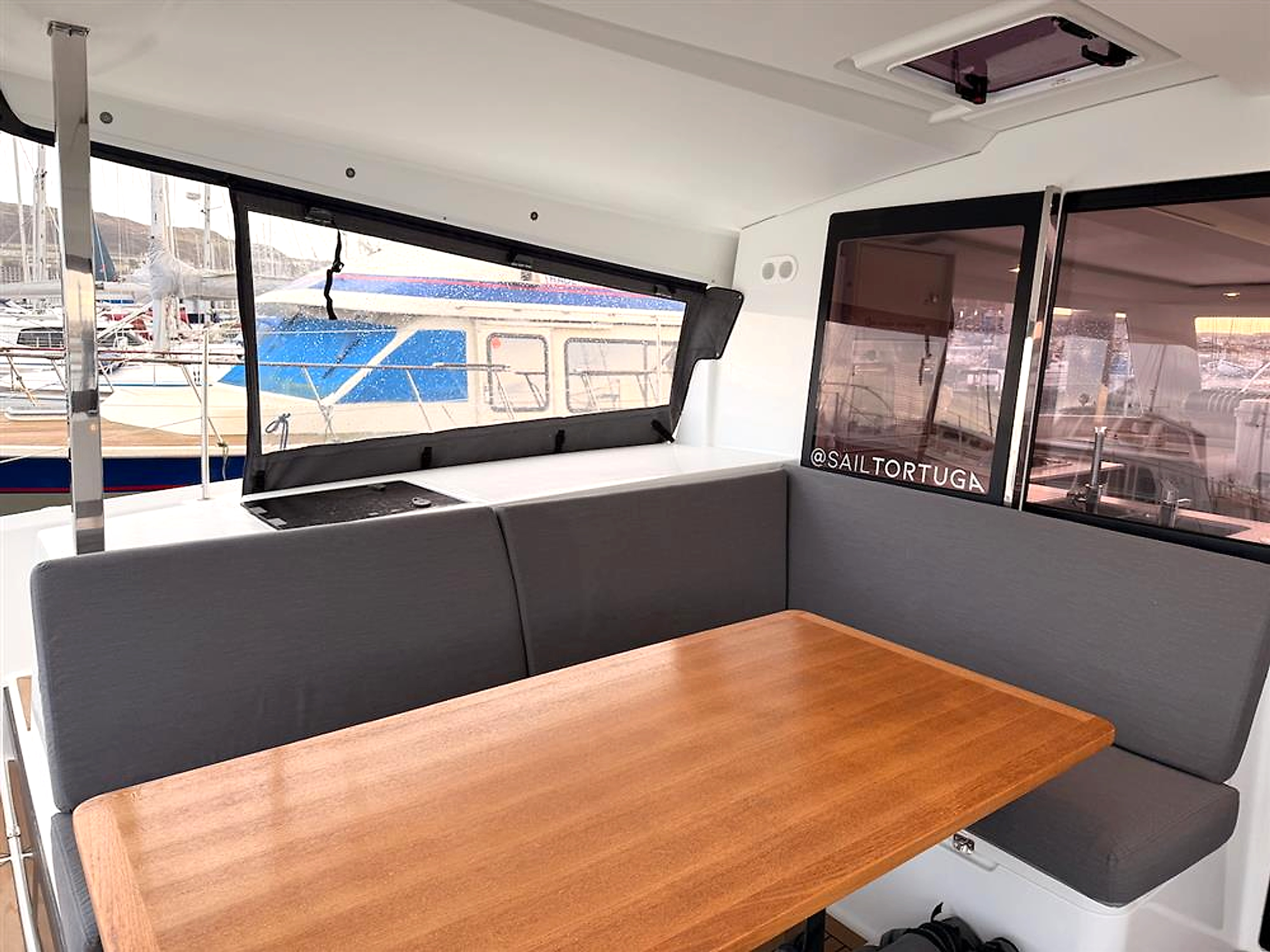 2021 Fountaine Pajot Isla 40 na sprzedaż (photo 18)