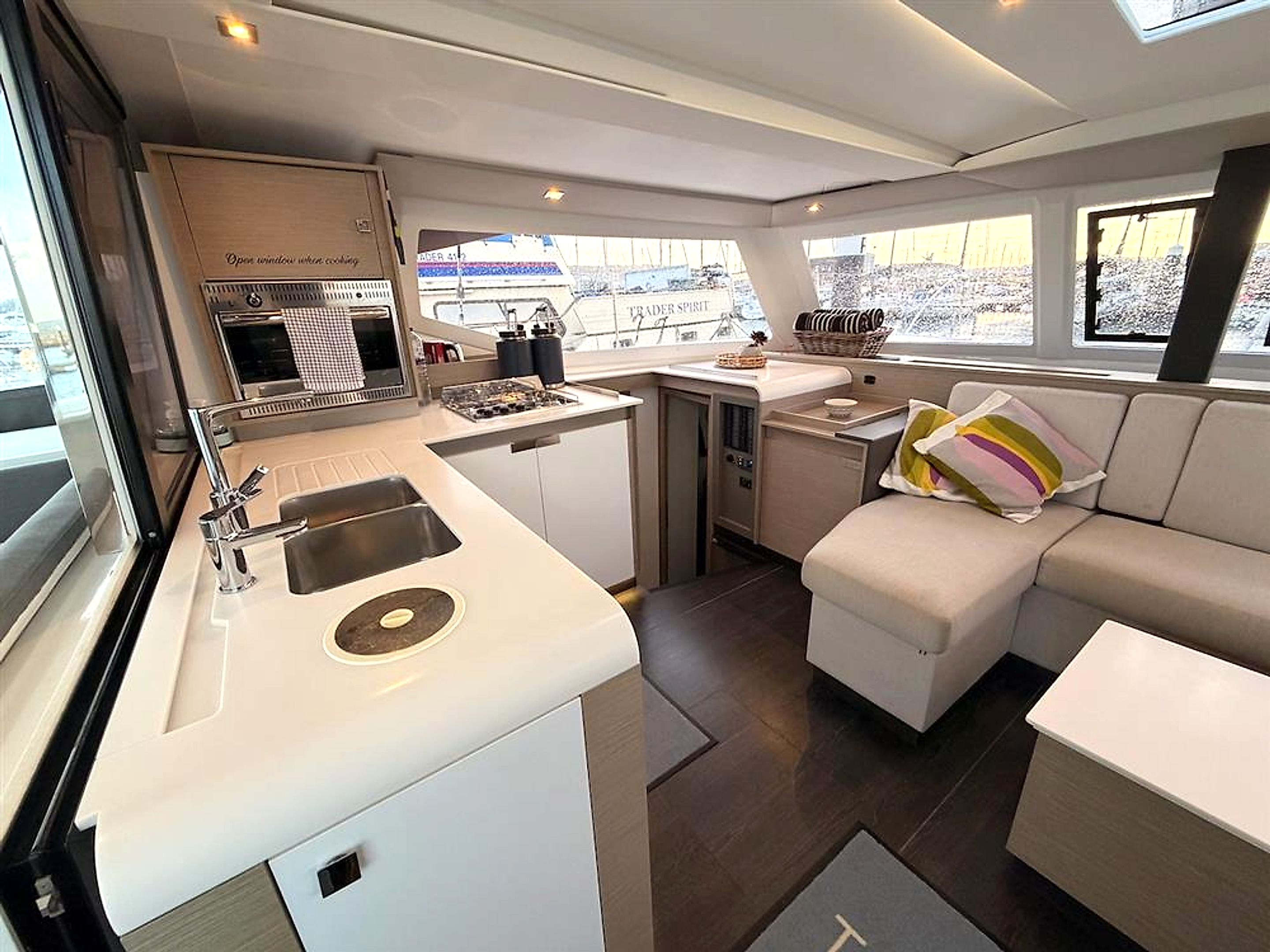 2021 Fountaine Pajot Isla 40 na sprzedaż (photo 22)