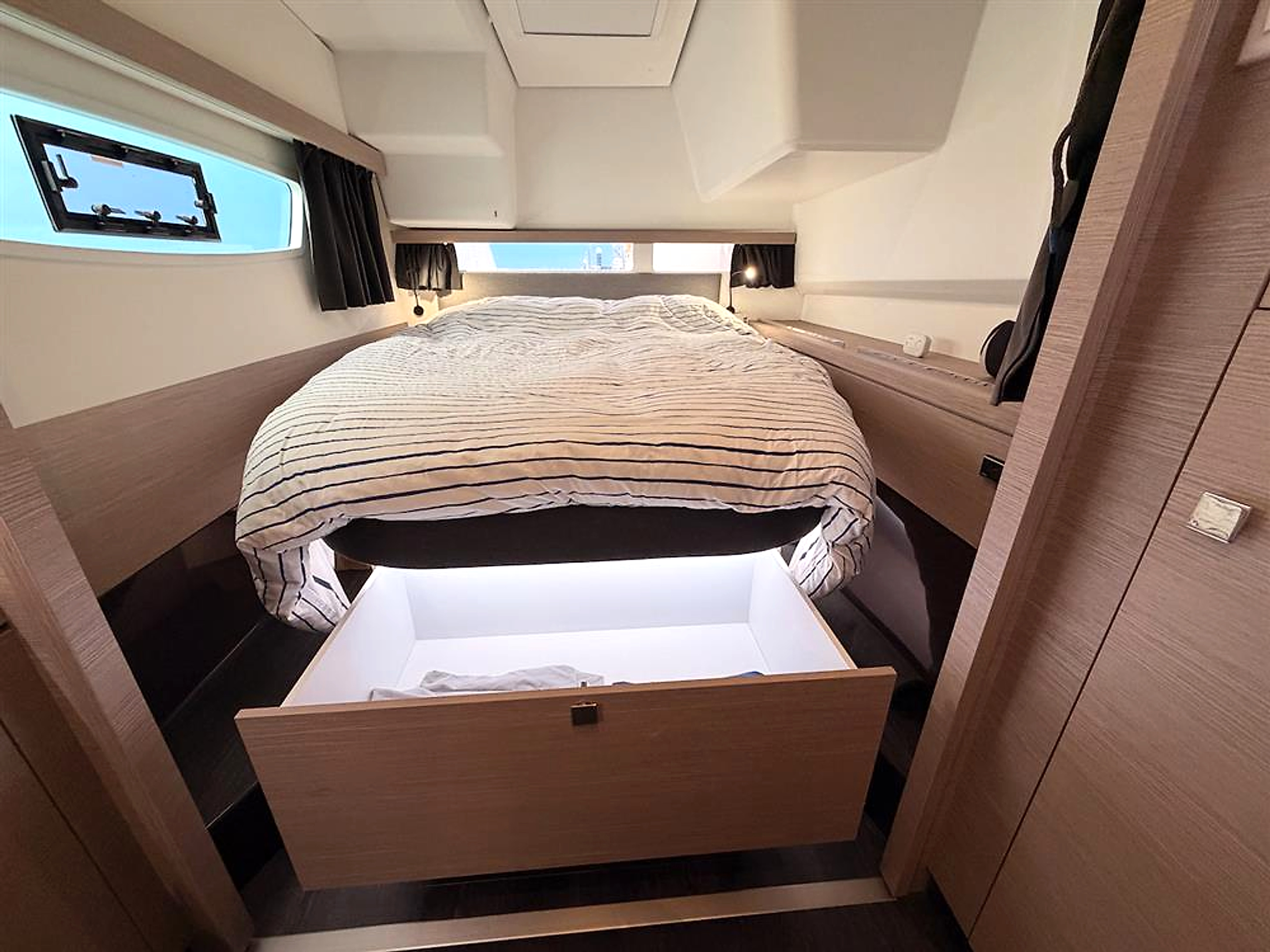 2021 Fountaine Pajot Isla 40 na sprzedaż (photo 32)