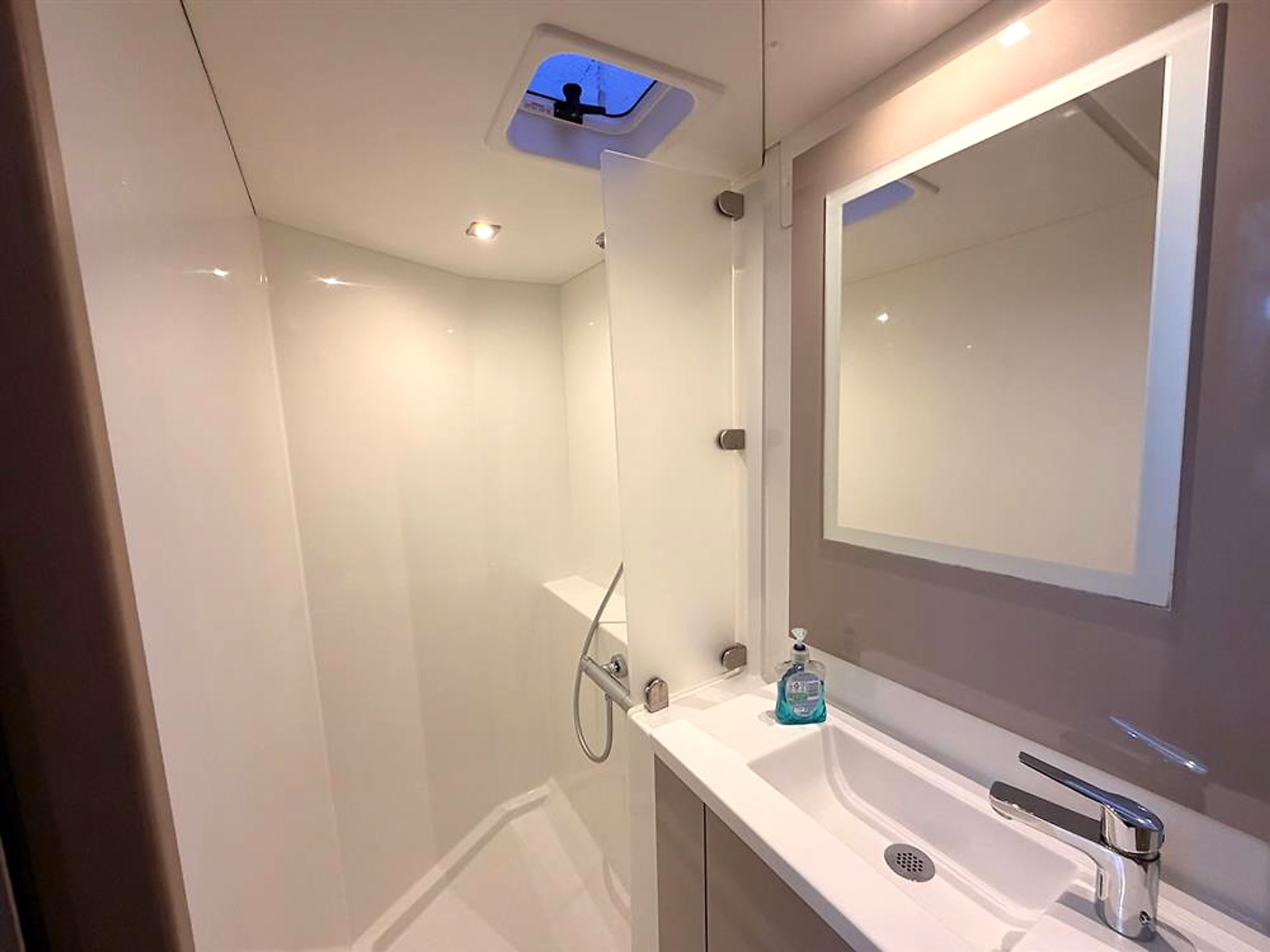 2021 Fountaine Pajot Isla 40 na sprzedaż (photo 41)