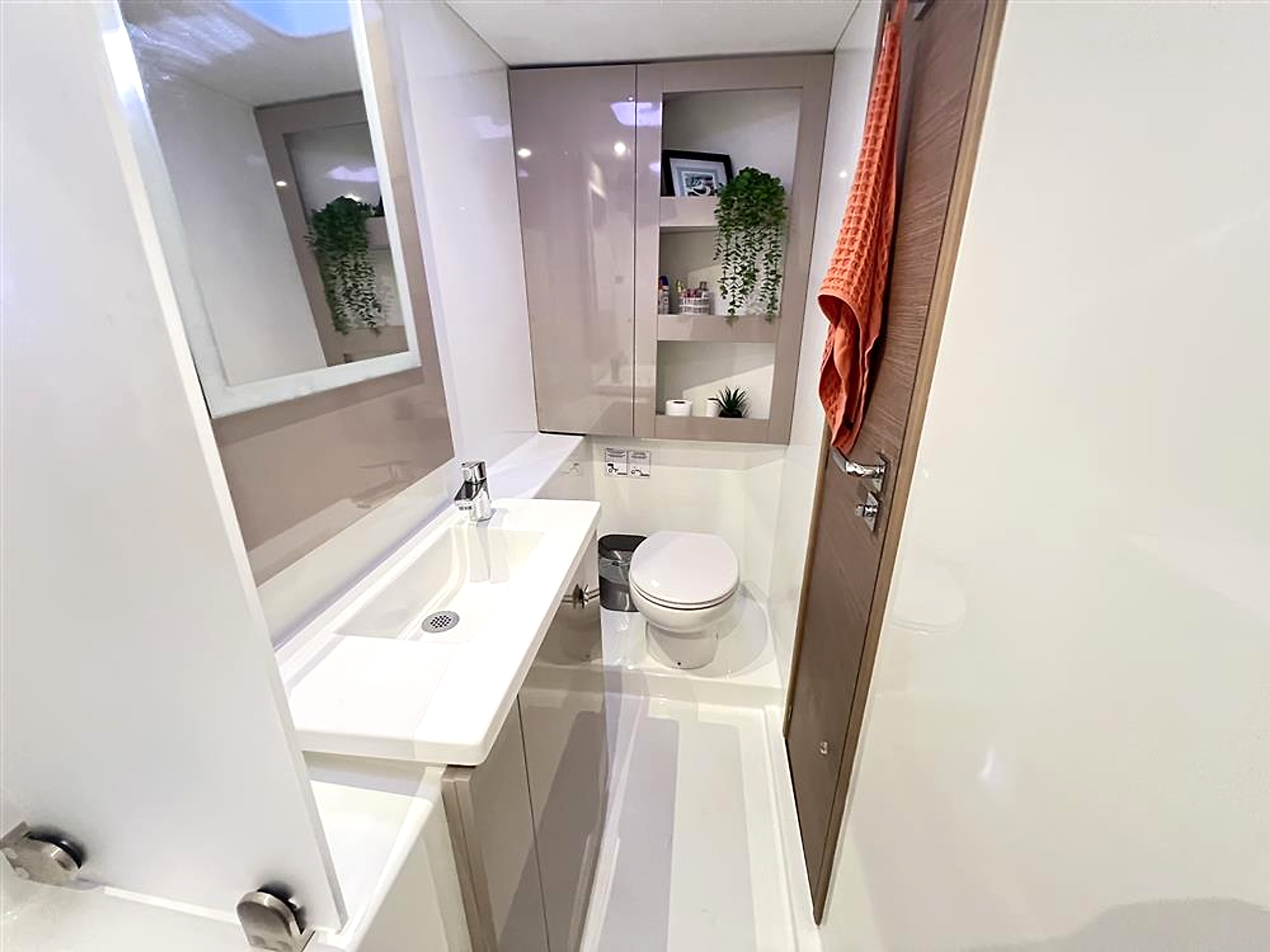 2021 Fountaine Pajot Isla 40 na sprzedaż (photo 44)