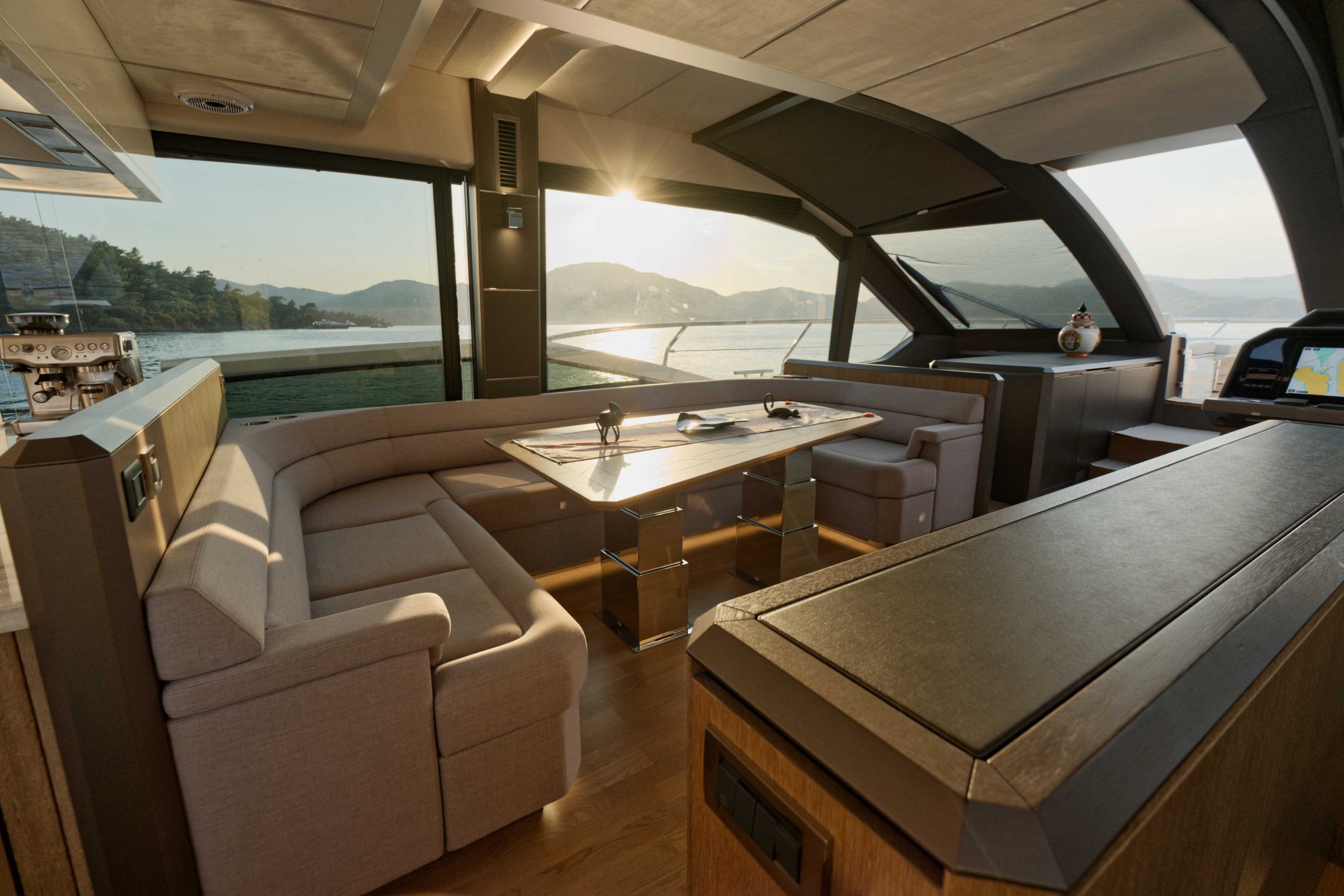 2021 Galeon 640 Fly te koop (photo 24)