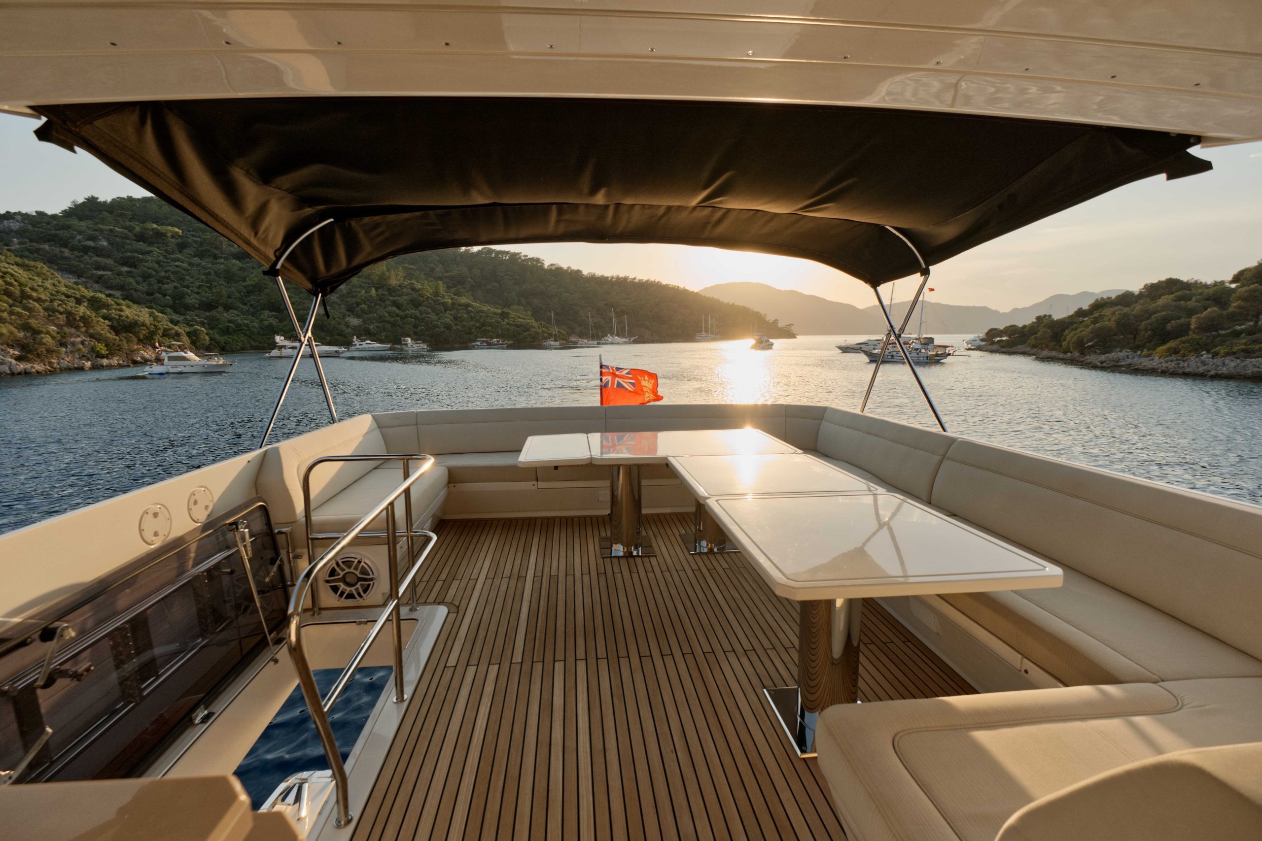 2021 Galeon 640 Fly te koop (photo 26)