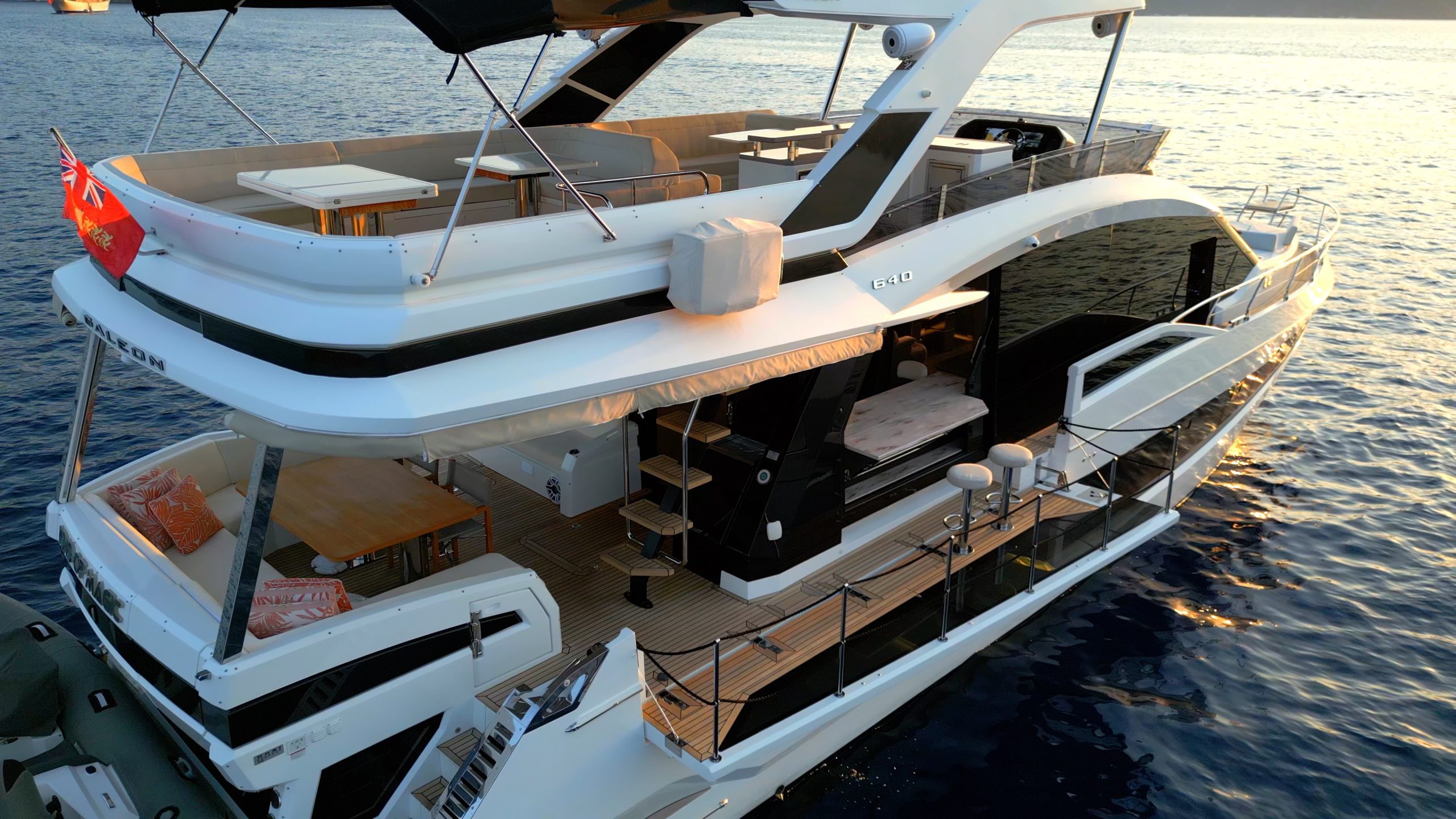 2021 Galeon 640 Fly te koop (photo 38)