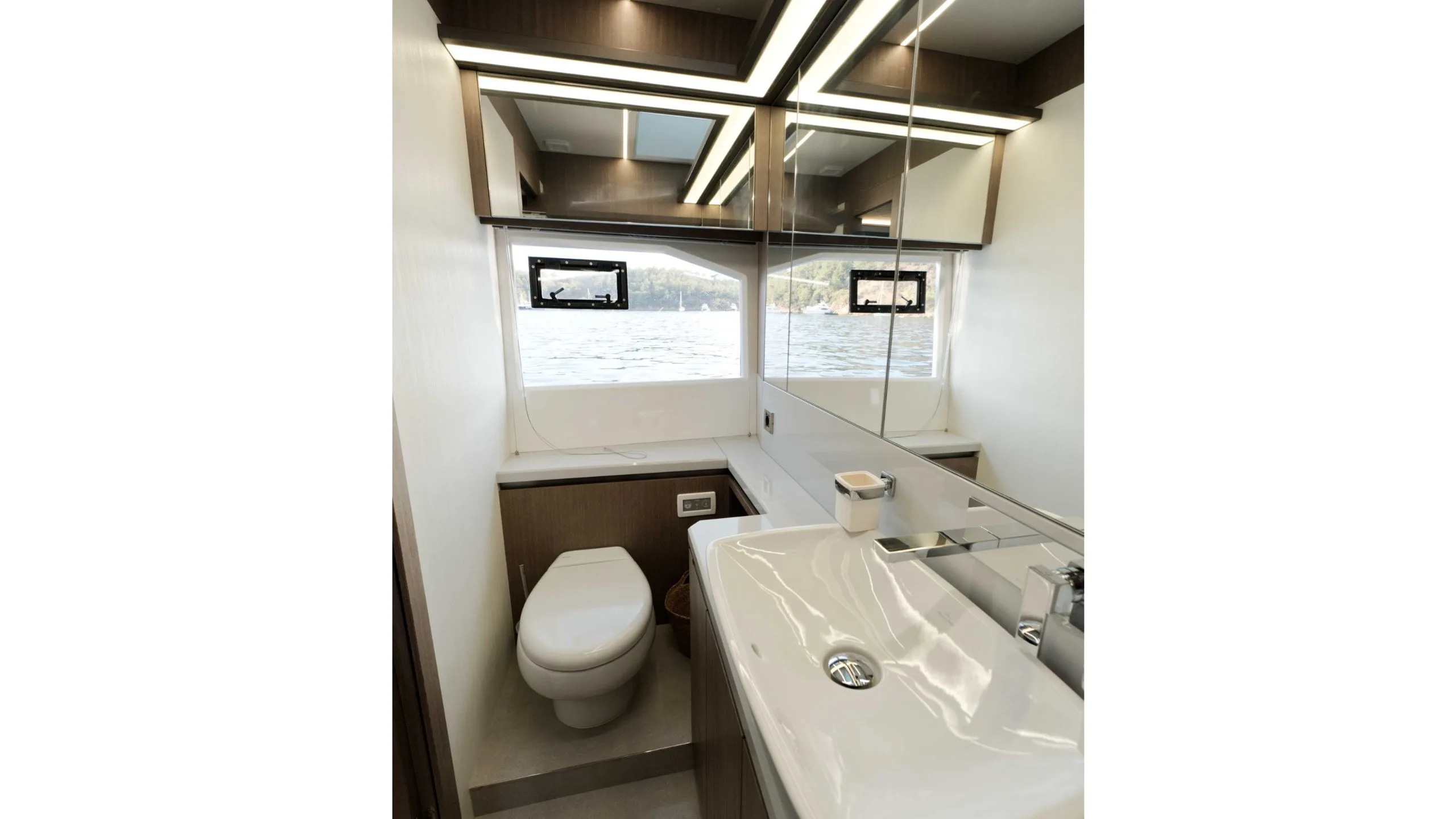 2021 Galeon 640 Fly te koop (photo 82)
