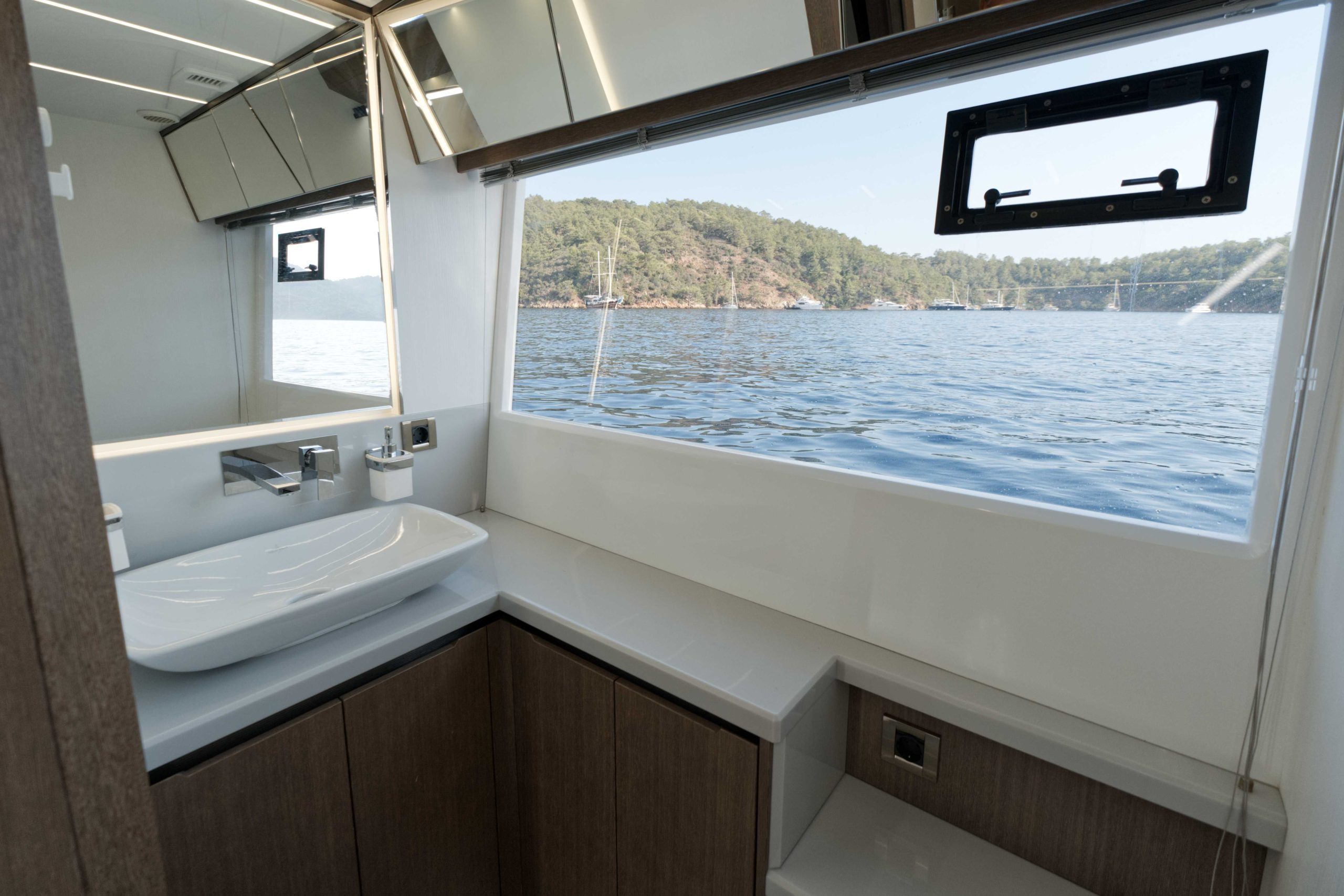 2021 Galeon 640 Fly te koop (photo 87)