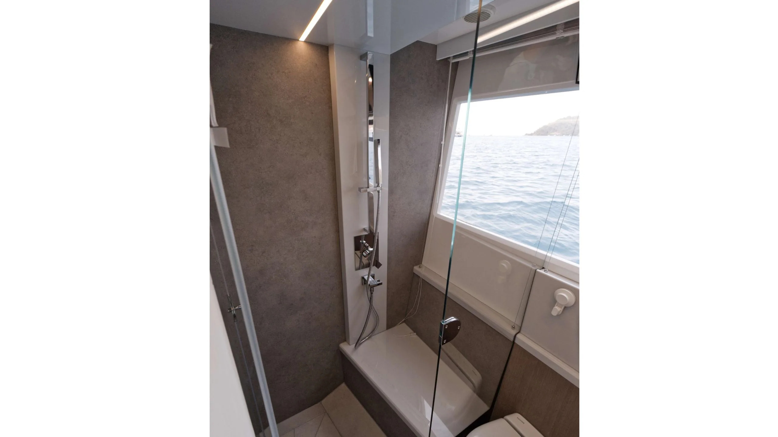 2021 Galeon 640 Fly te koop (photo 97)