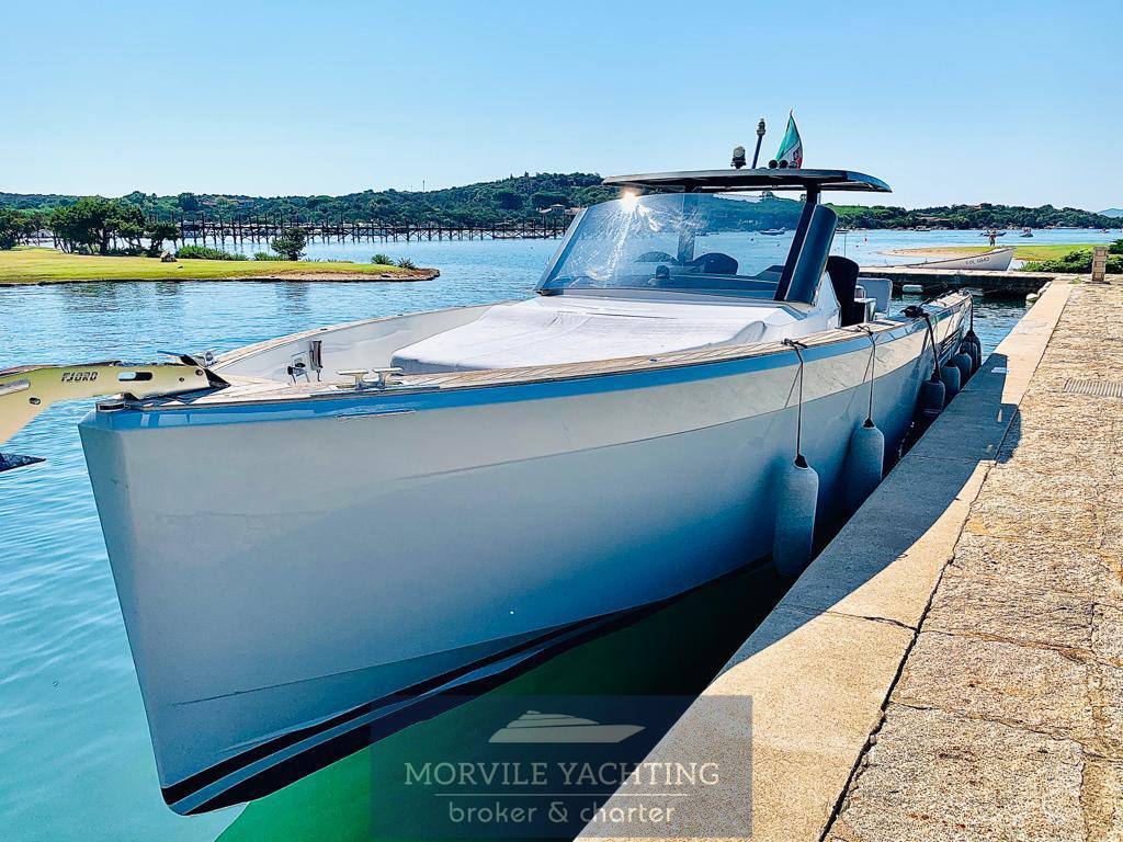 2010 Fjord 40 for sale (photo 3)