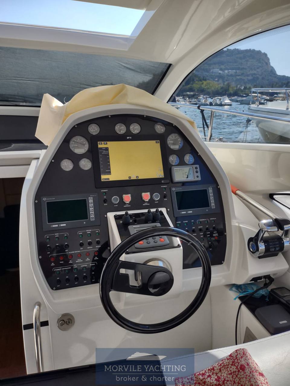 2010 Pershing 50 na sprzedaż (photo 10)