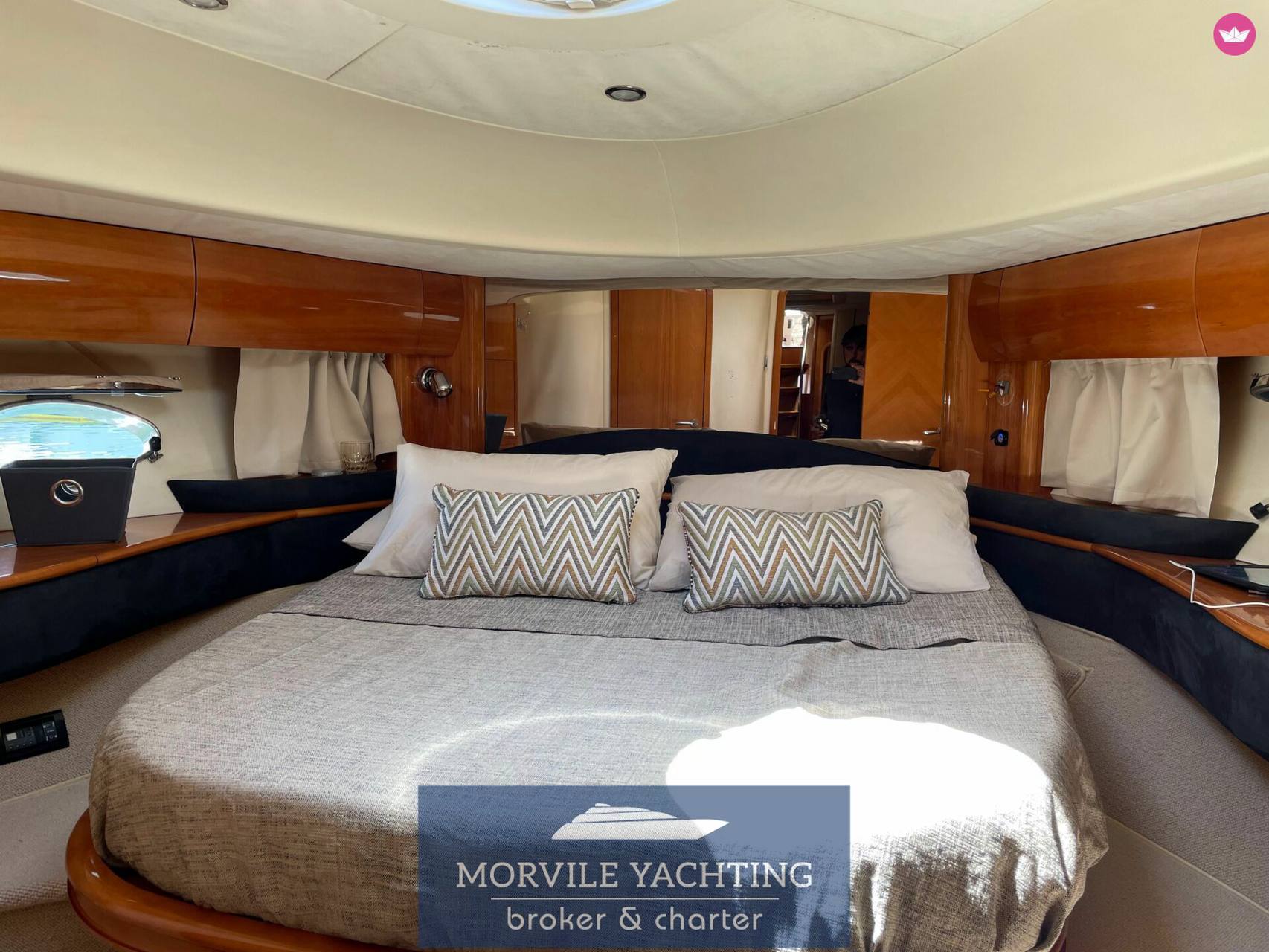 2002 Princess V65 te koop (photo 2)