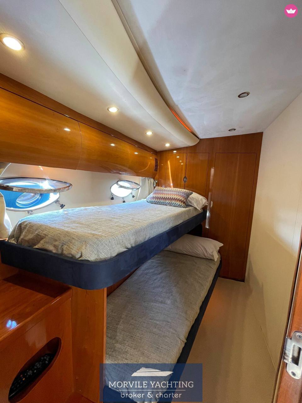 2002 Princess V65 te koop (photo 5)