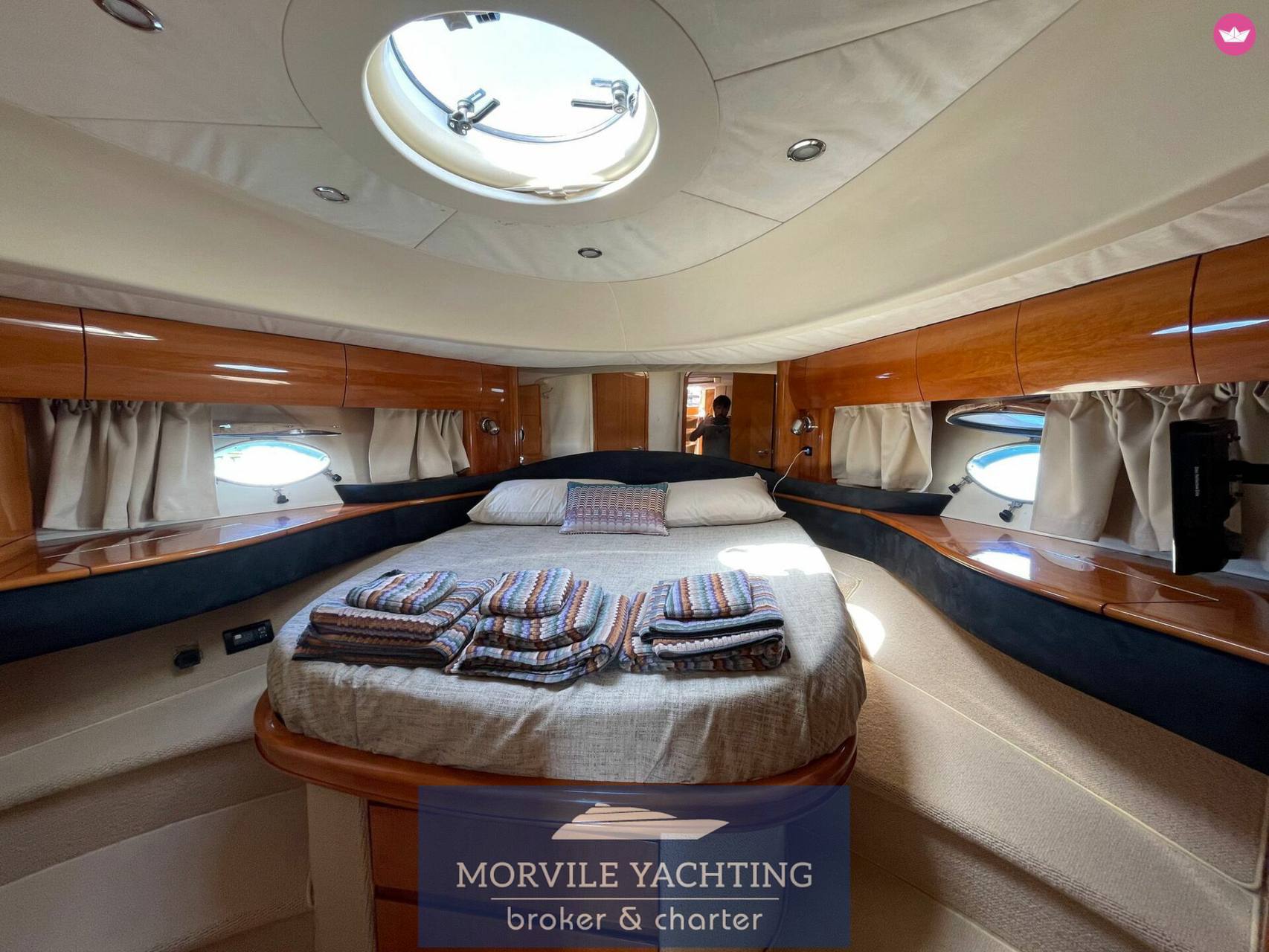 2002 Princess V65 te koop (photo 10)