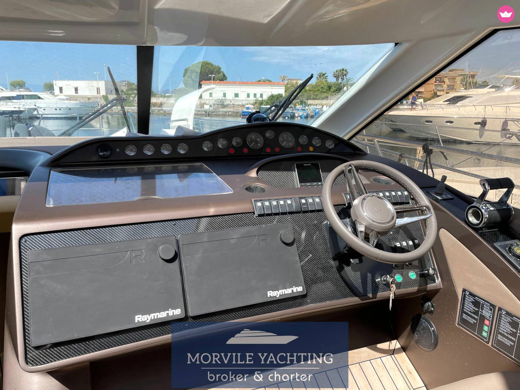 2002 Princess V65 te koop (photo 17)
