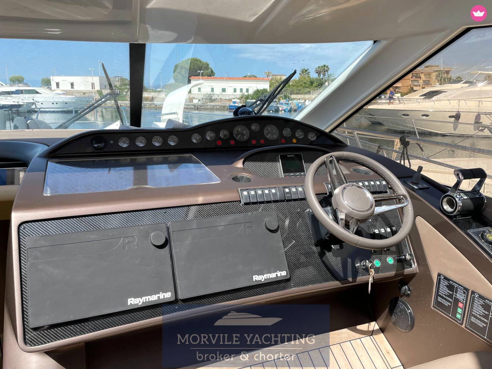 2002 Princess V65 te koop (photo 4)