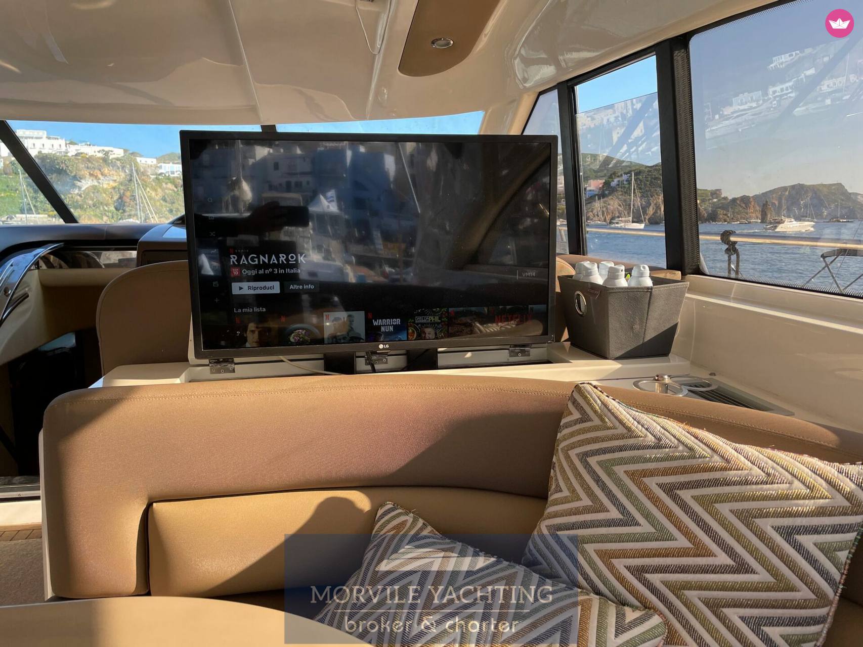 2002 Princess V65 te koop (photo 10)