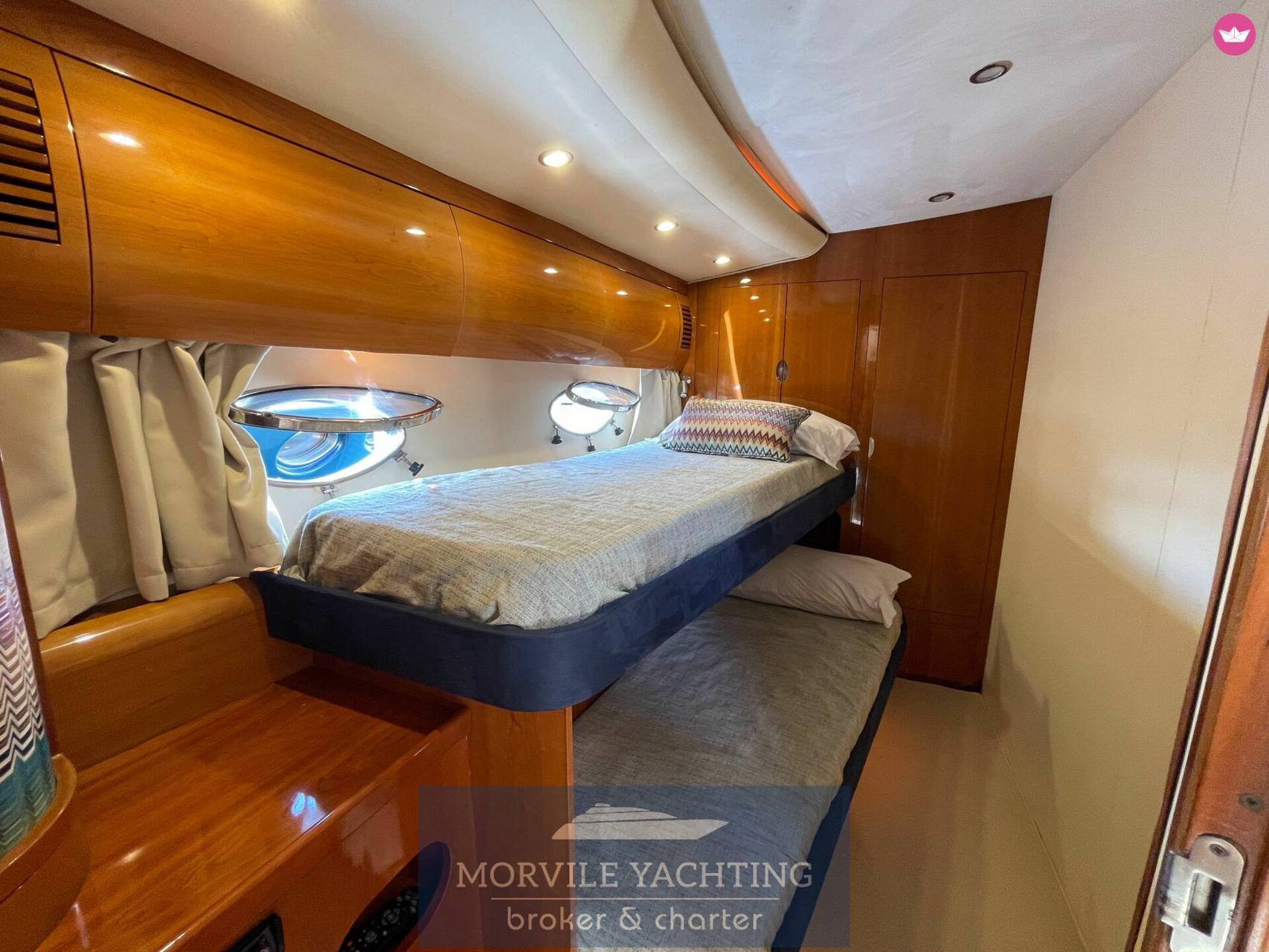 2002 Princess V65 te koop (photo 18)